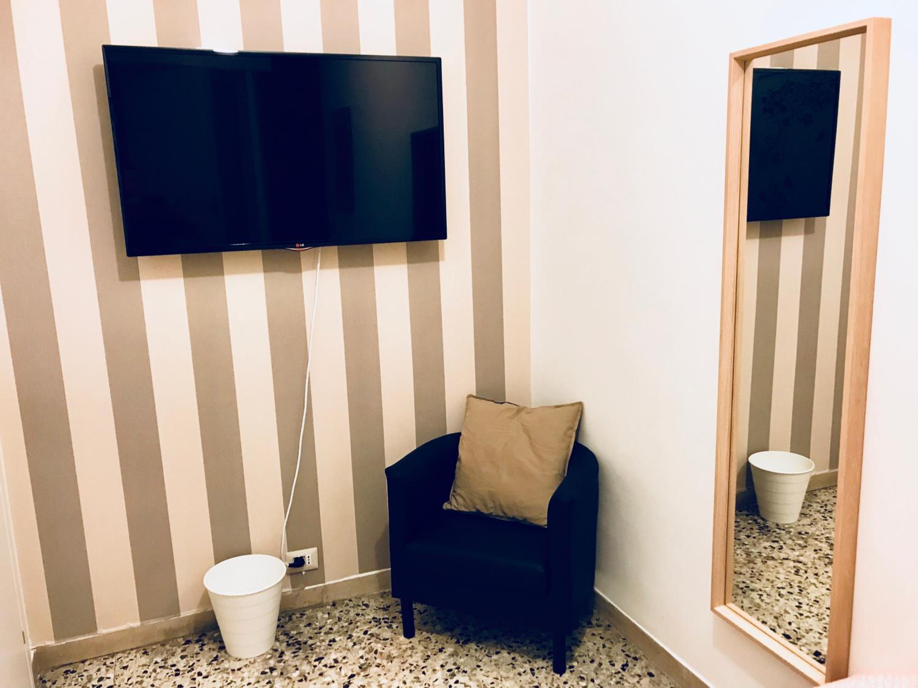 Economy Single Room