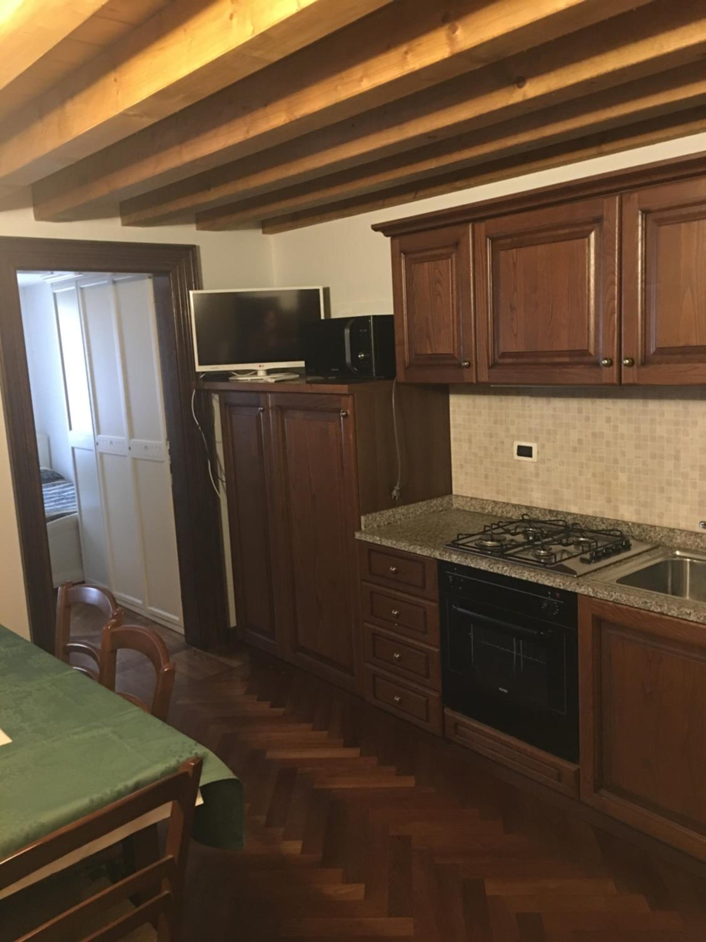Two-Bedroom Apartment (4 Adults) - Annex photo 3