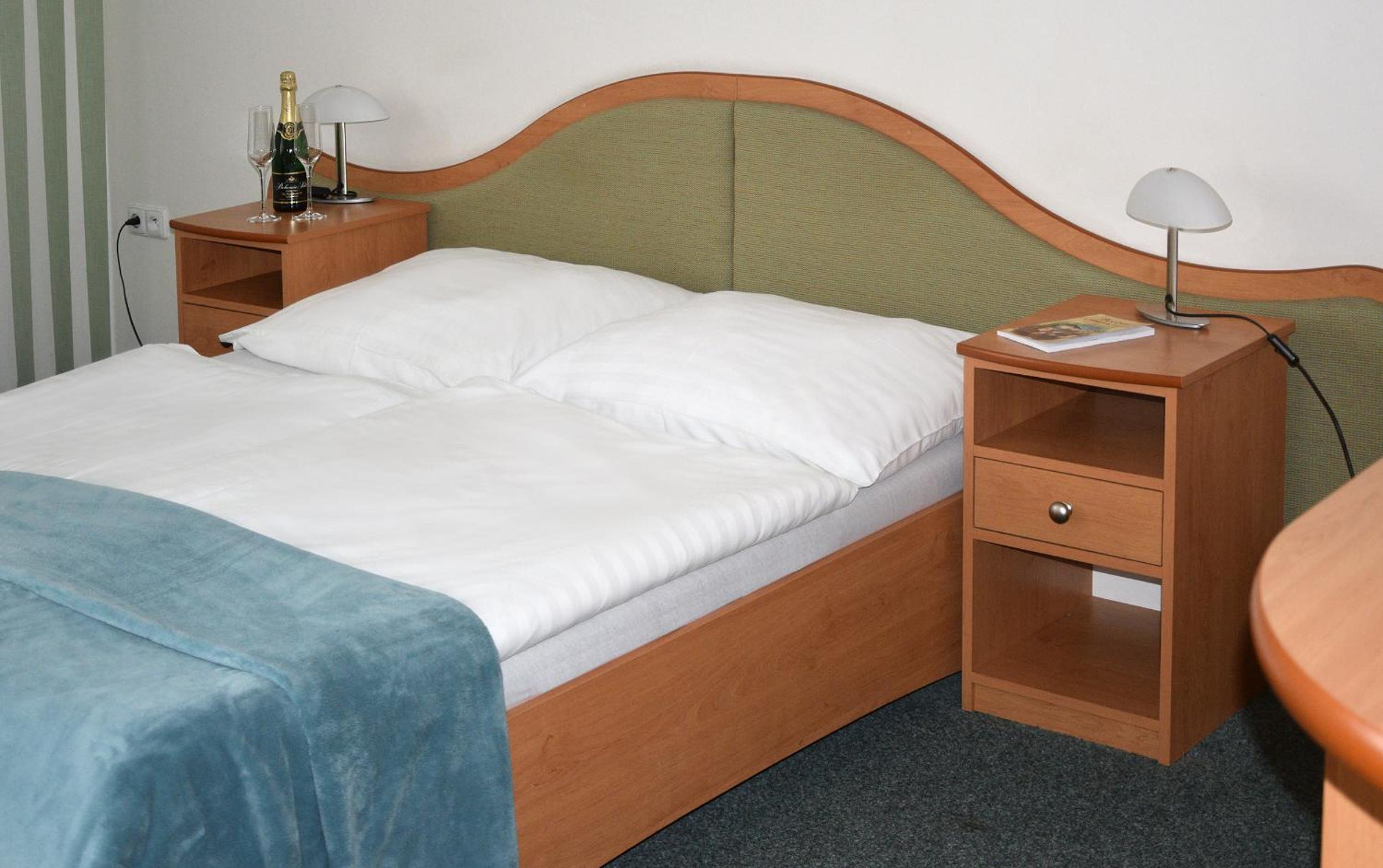 Deluxe Double Room with Balcony photo 2