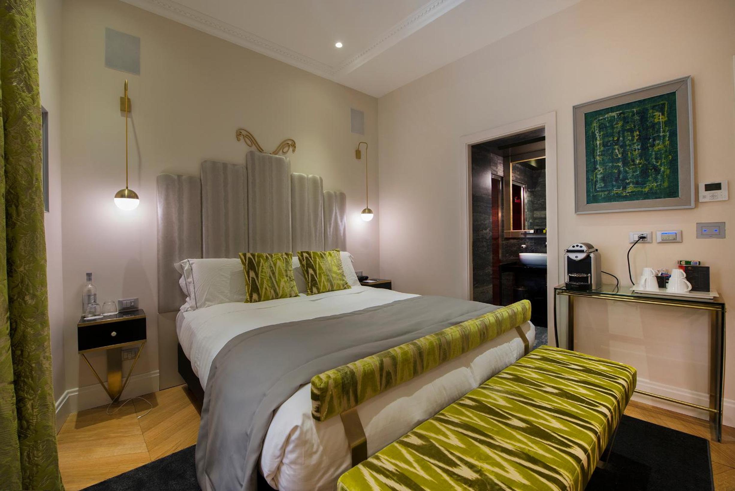 Superior Double or Twin Room photo 3