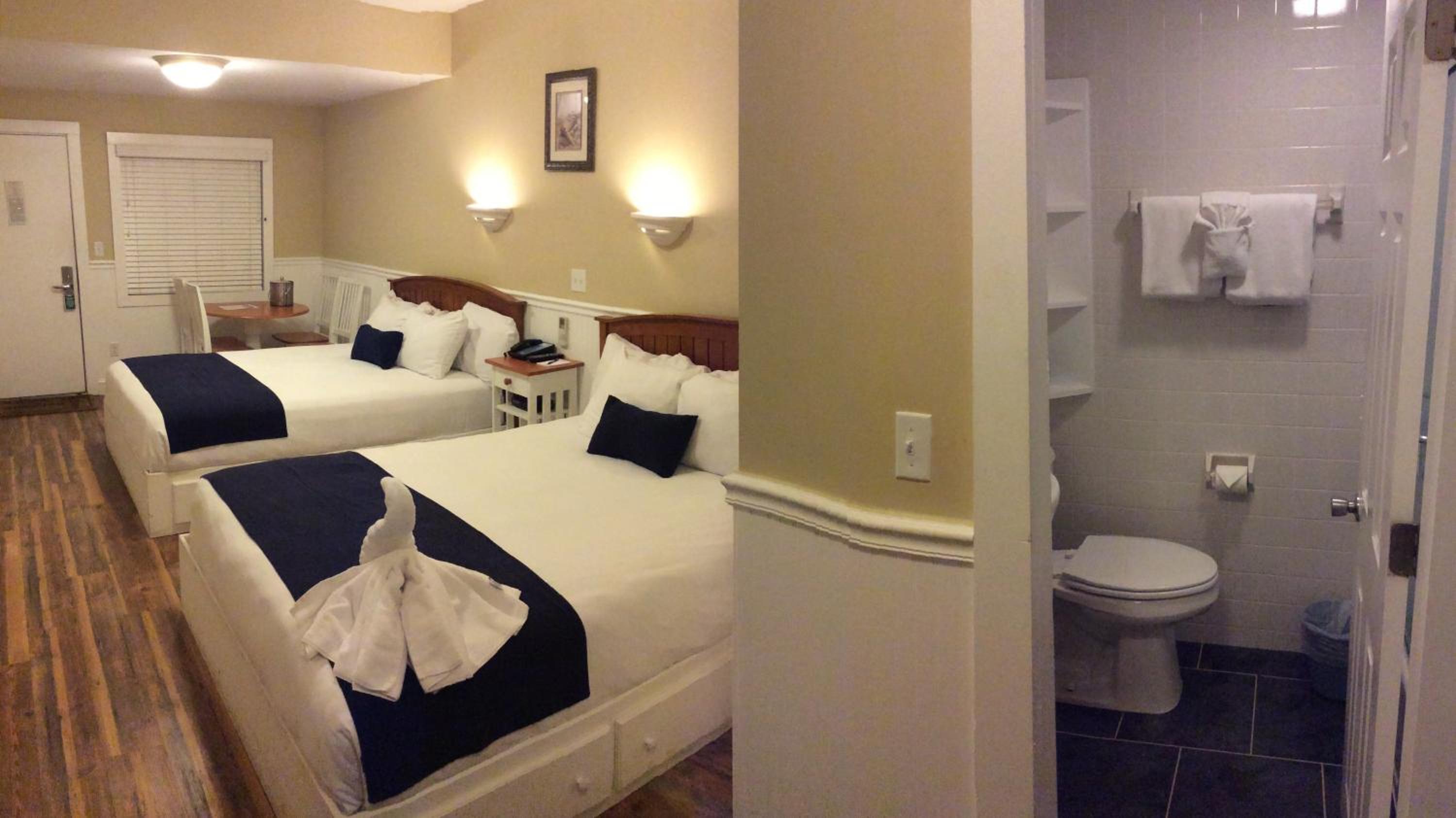 Standard Queen Room