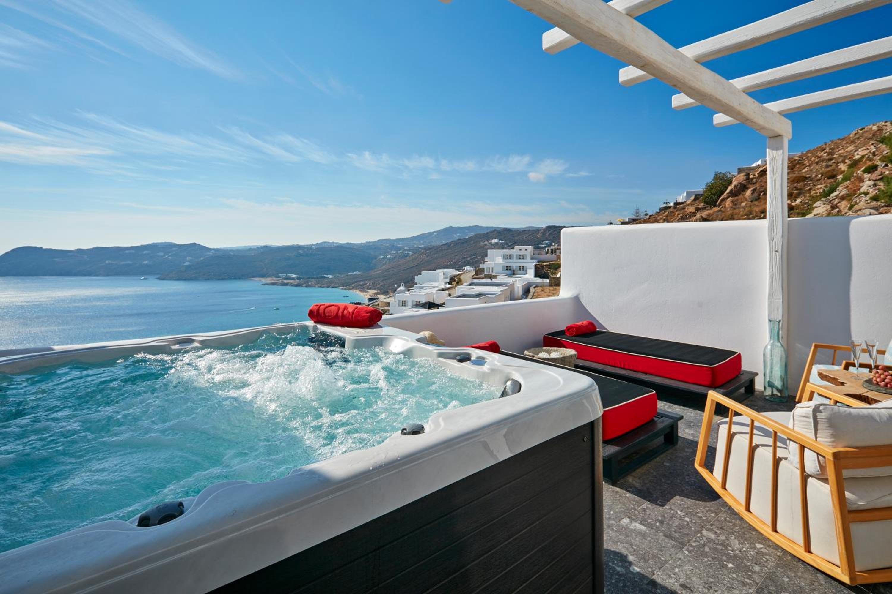 Grand Mystique Sea View Suite with Outdoor Jacuzzi photo 2