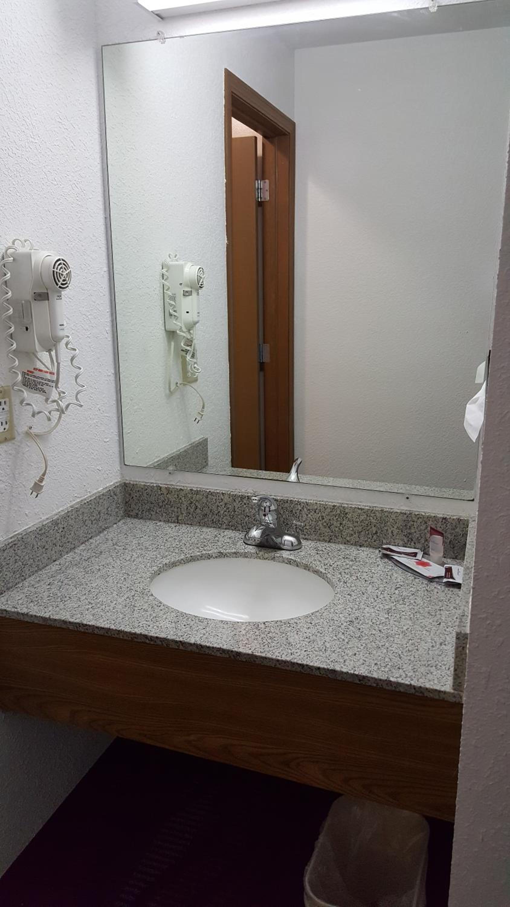King Suite - Photo 7