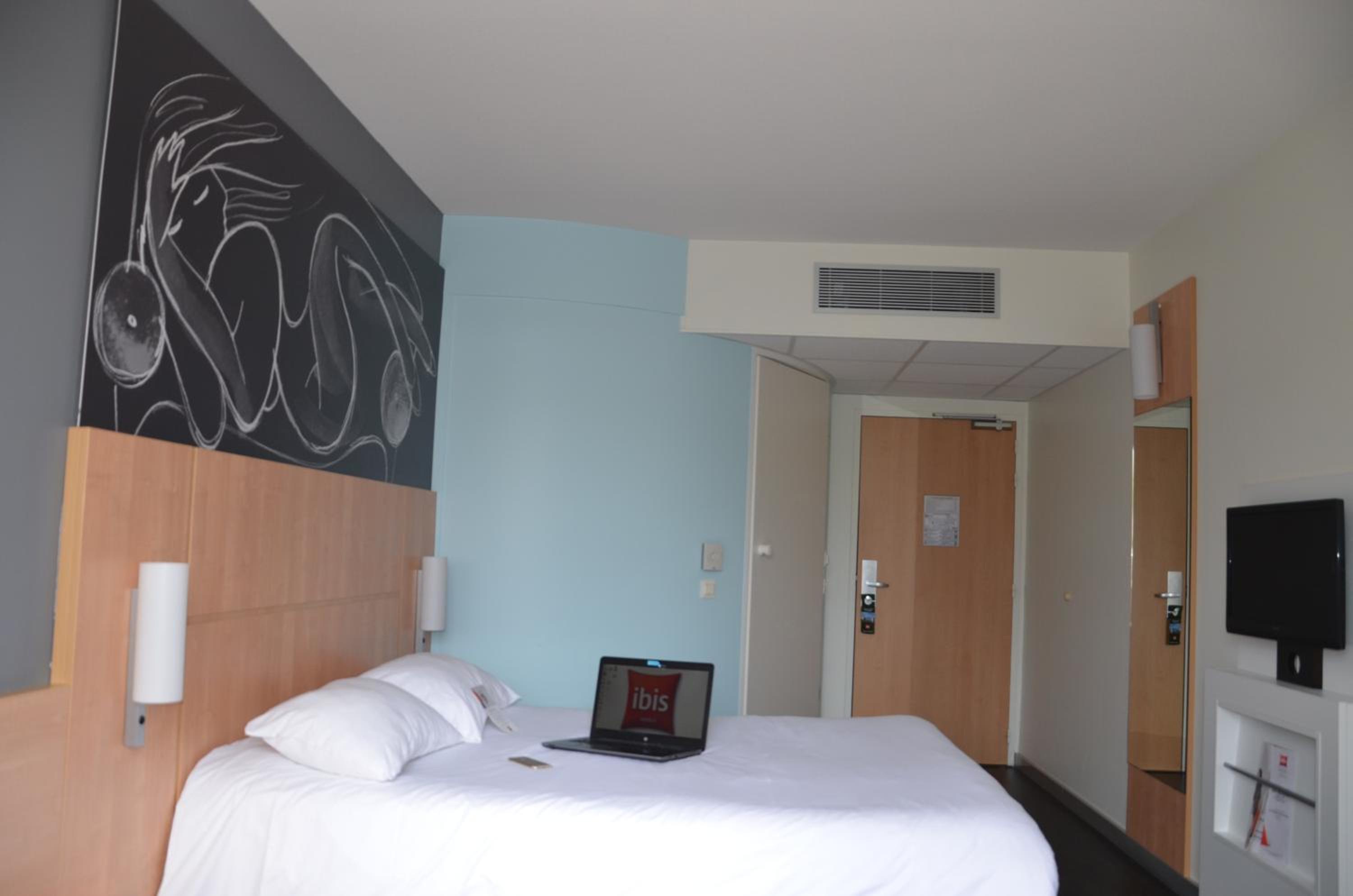 Standard Double Room - Photo 6