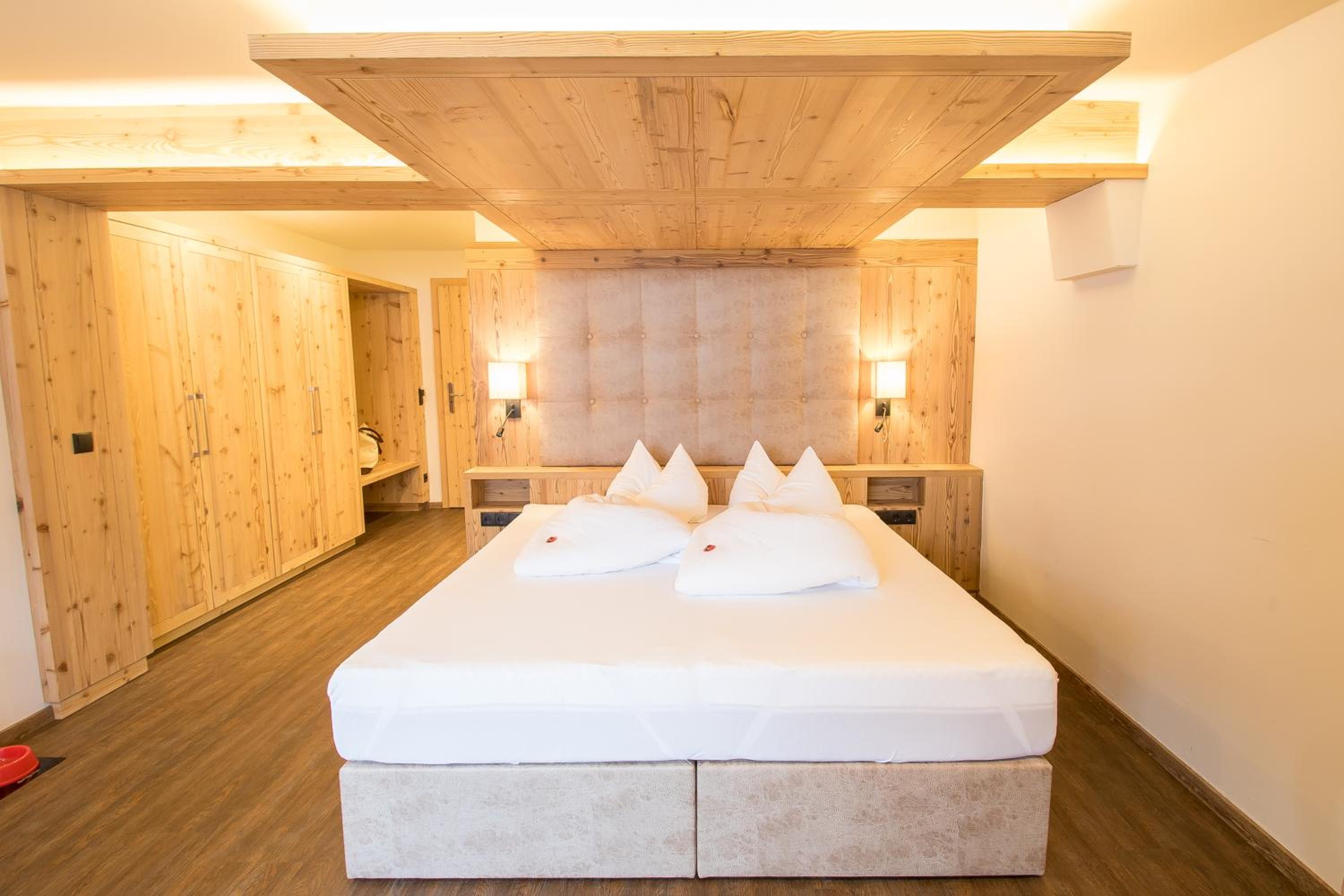 Superior Double Room - Photo 3