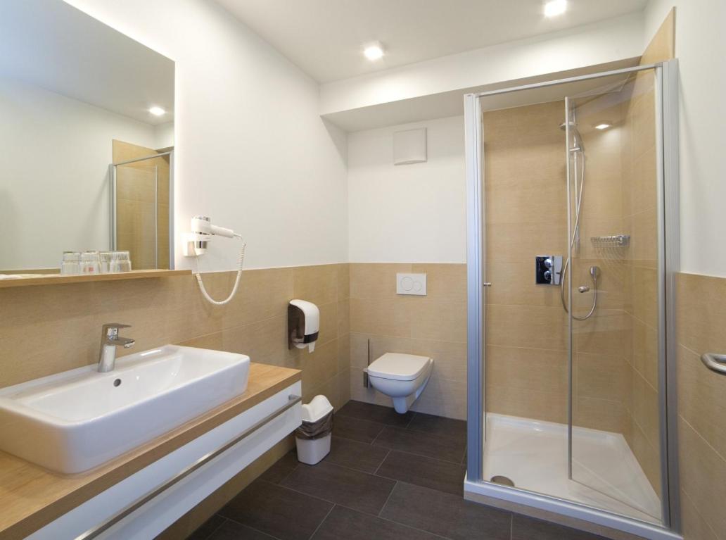 Double Room - Photo 2