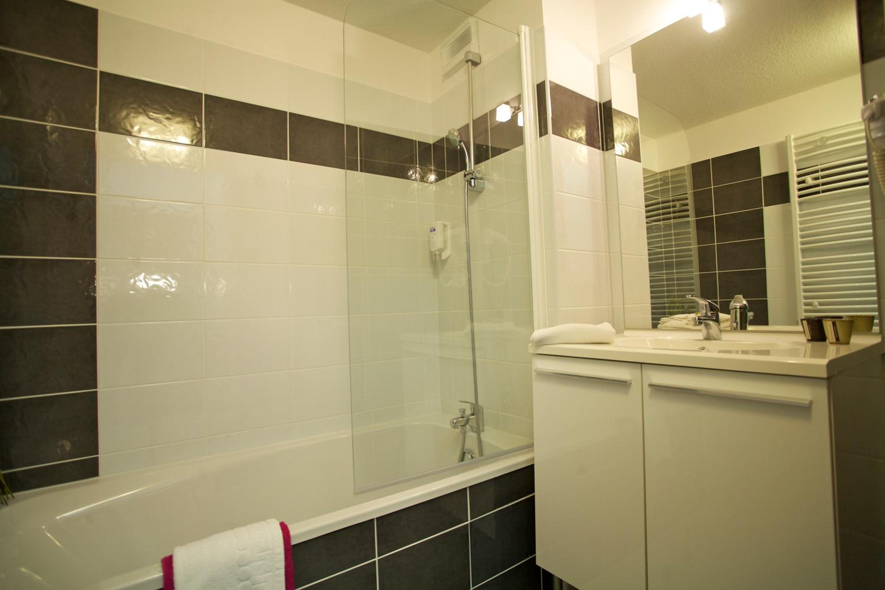 Studio (2 Adults) - Photo 5