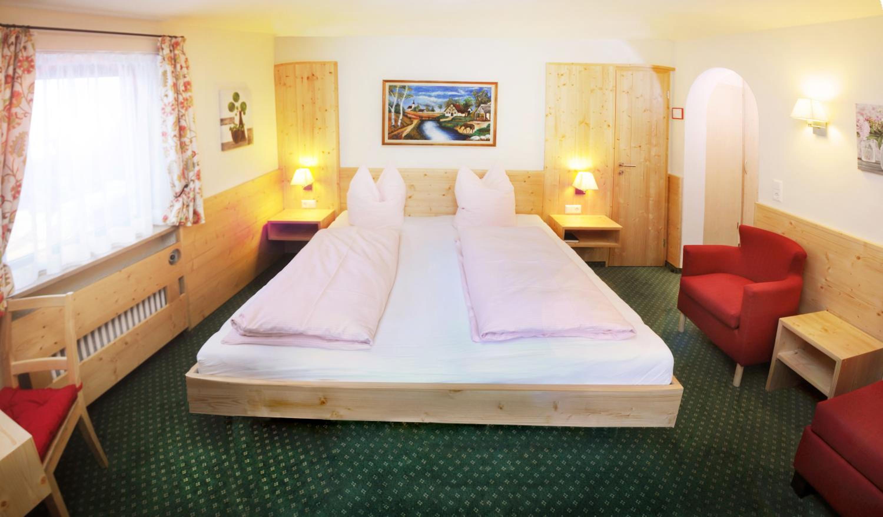 Double Room - Photo 5