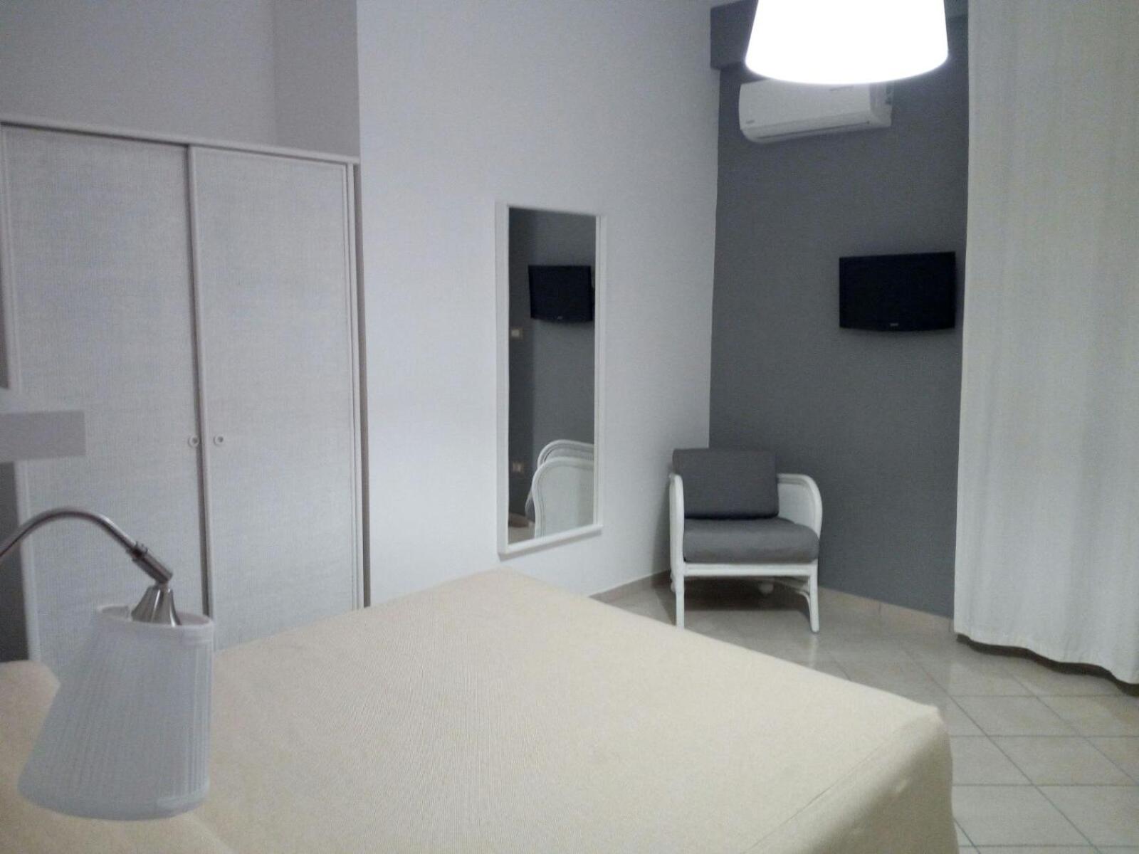 Superior Double or Twin Room - Photo 1