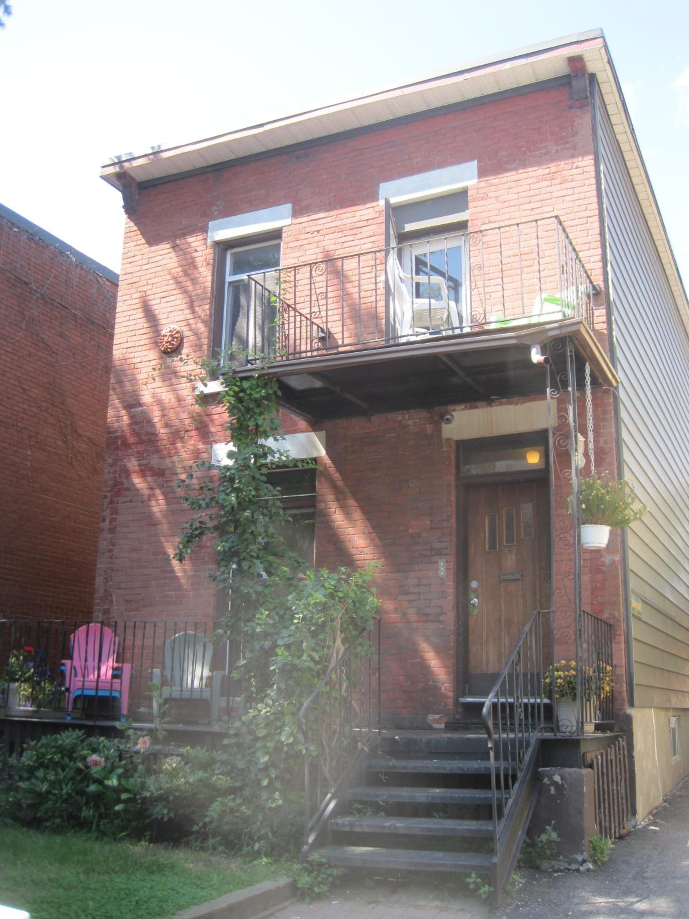 Studio Apartment photo 3