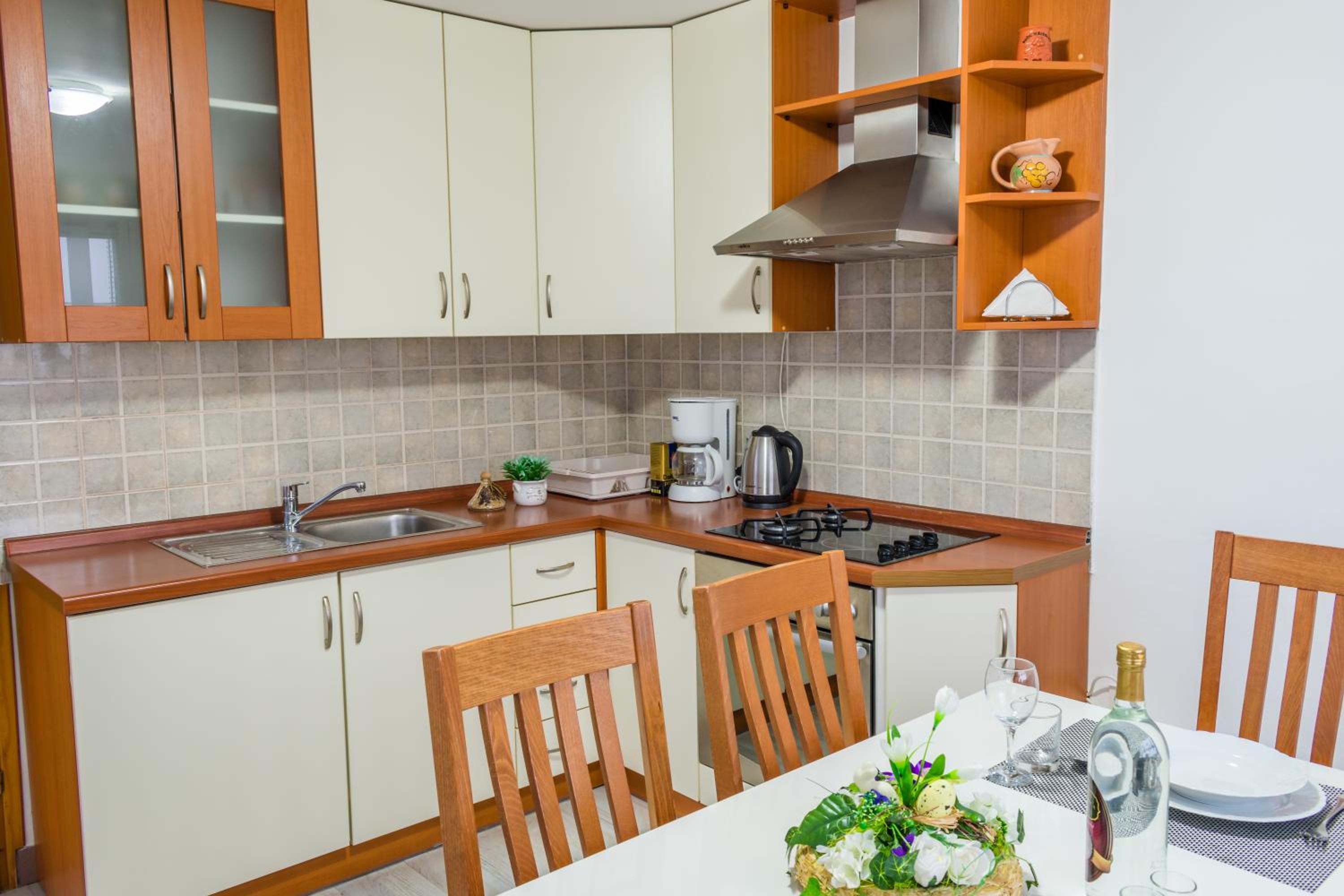 Three-Bedroom Apartment - Split Level - Photo 31