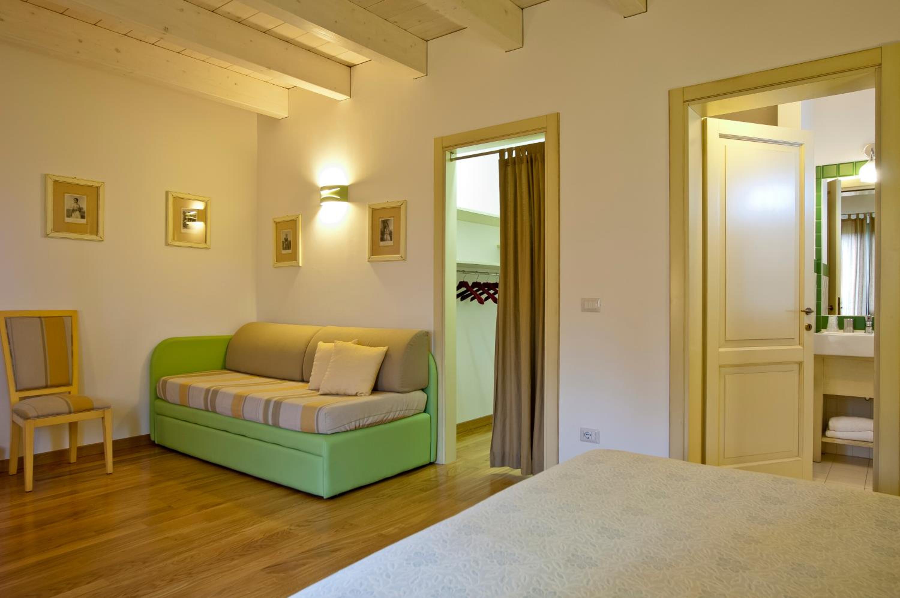 Triple Room photo 3