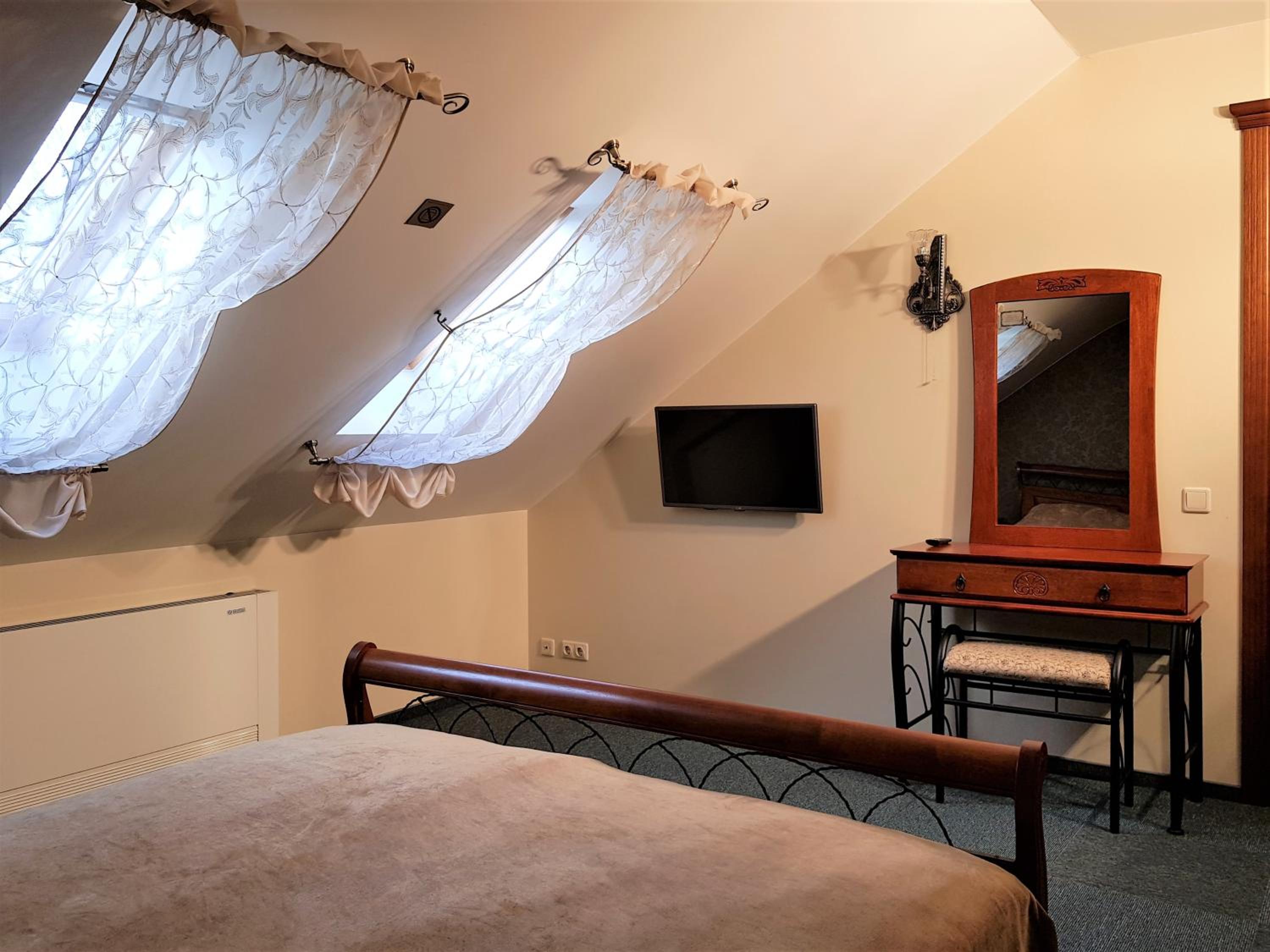 Double Room - Photo 2