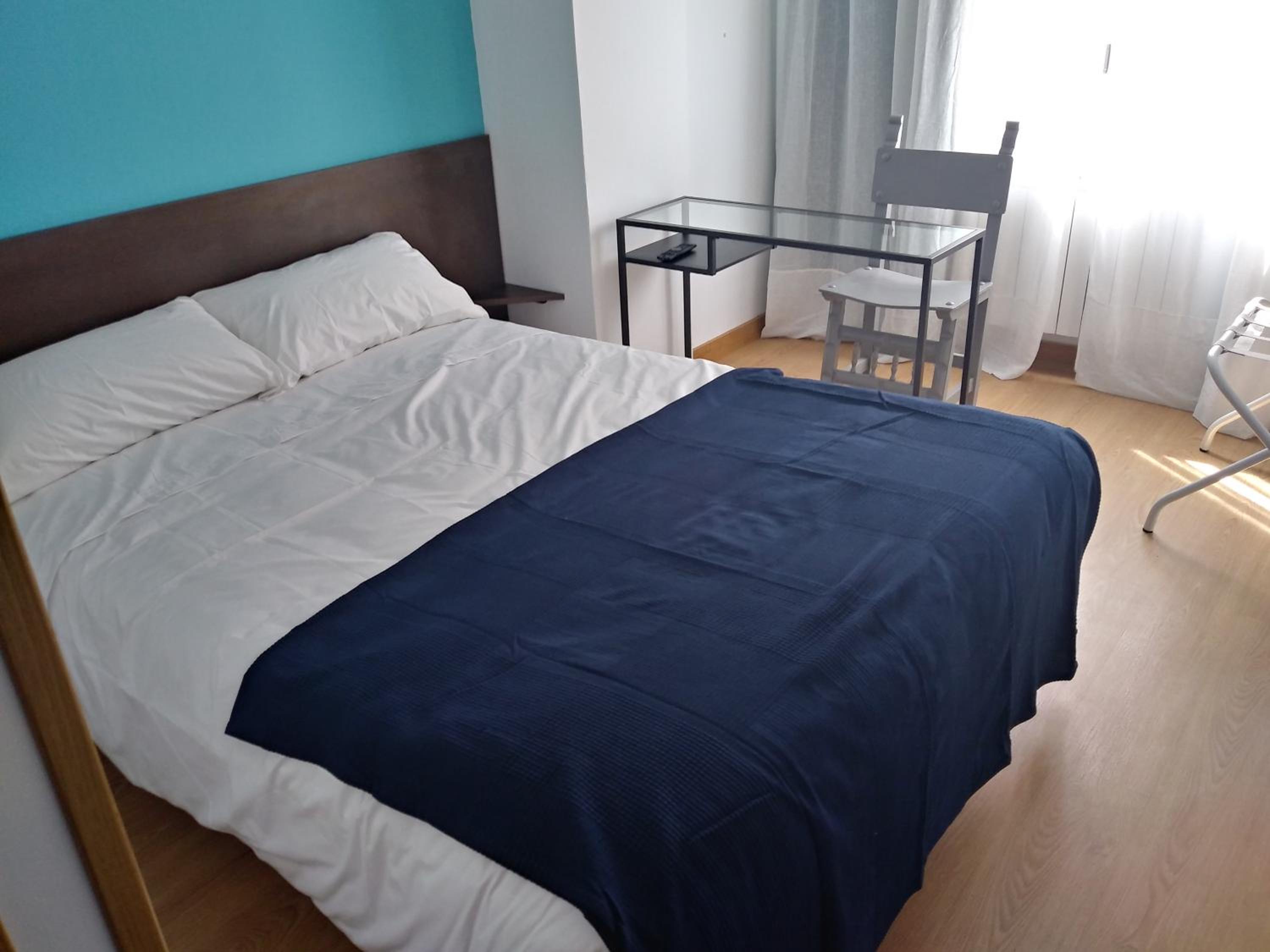 Habitación Estándar con Cama Queen