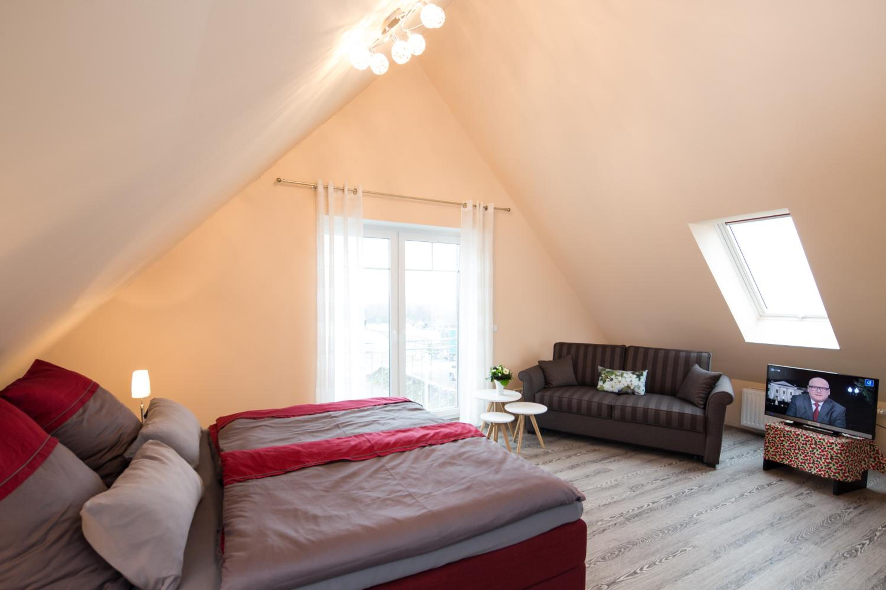 Apartment - Split Level***** photo 1