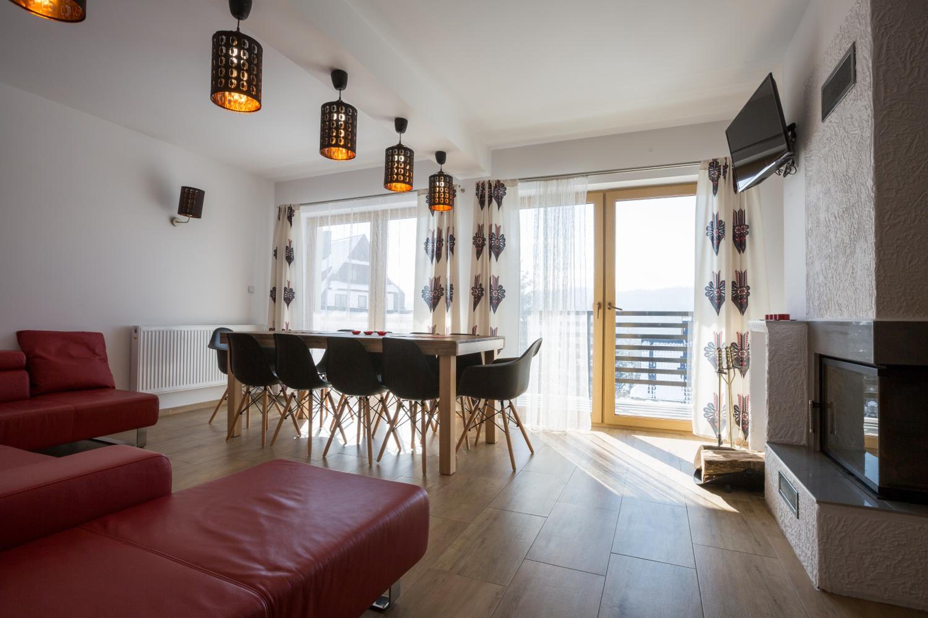 Five-Bedroom Chalet with Shower photo 1