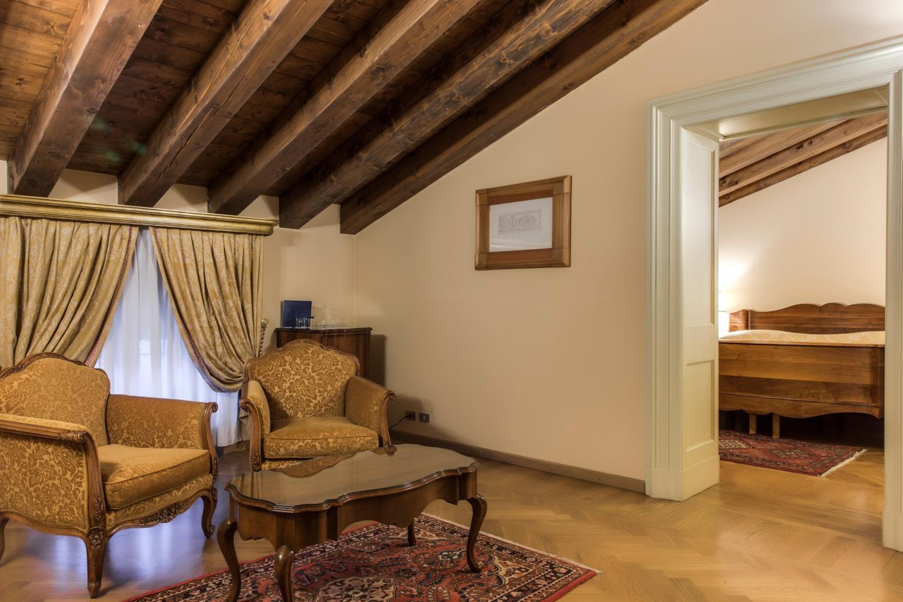 Junior Suite - Photo 6