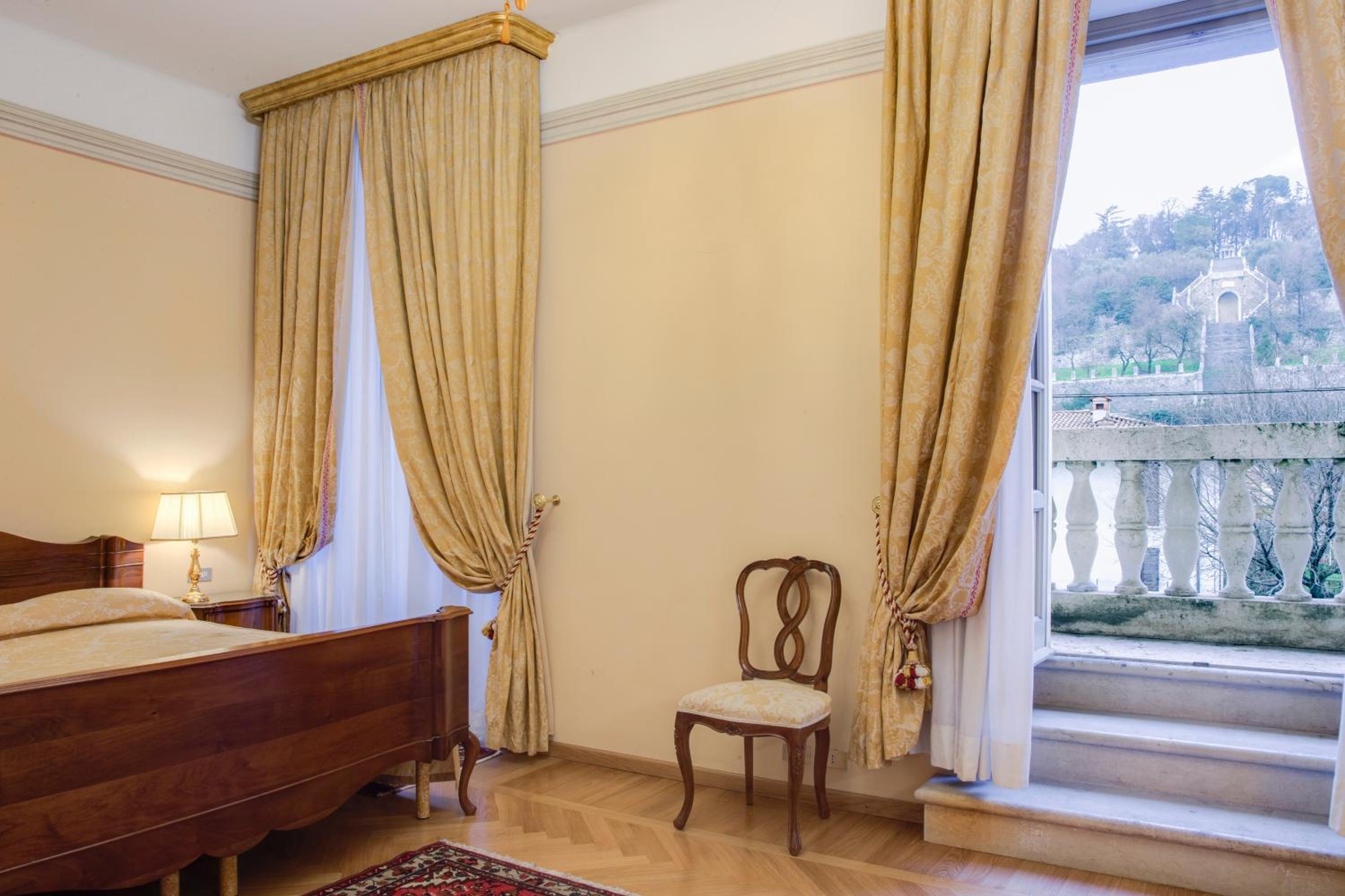 Deluxe Double Room - Photo 3