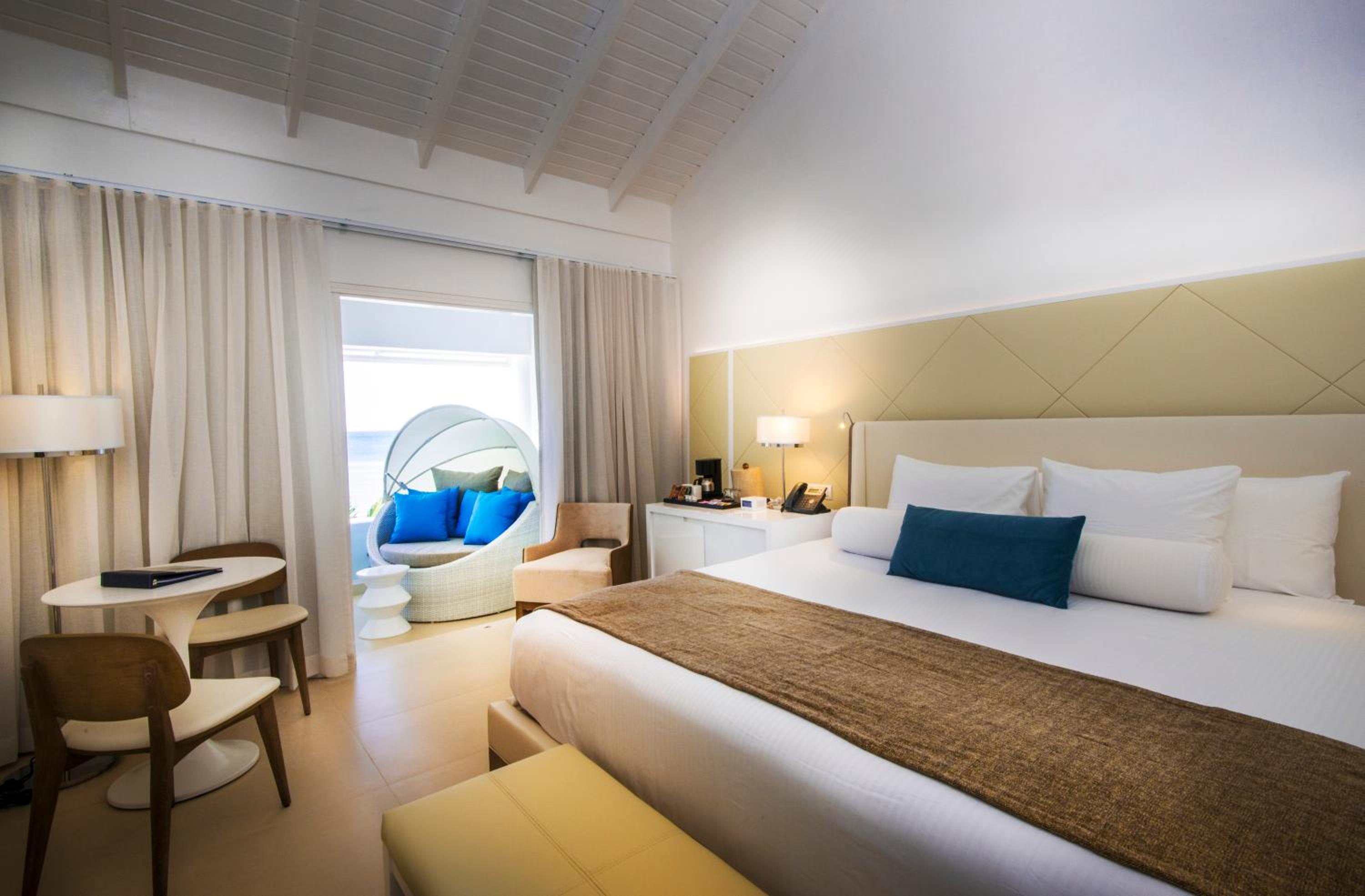 Ocean View Deluxe Room photo 2