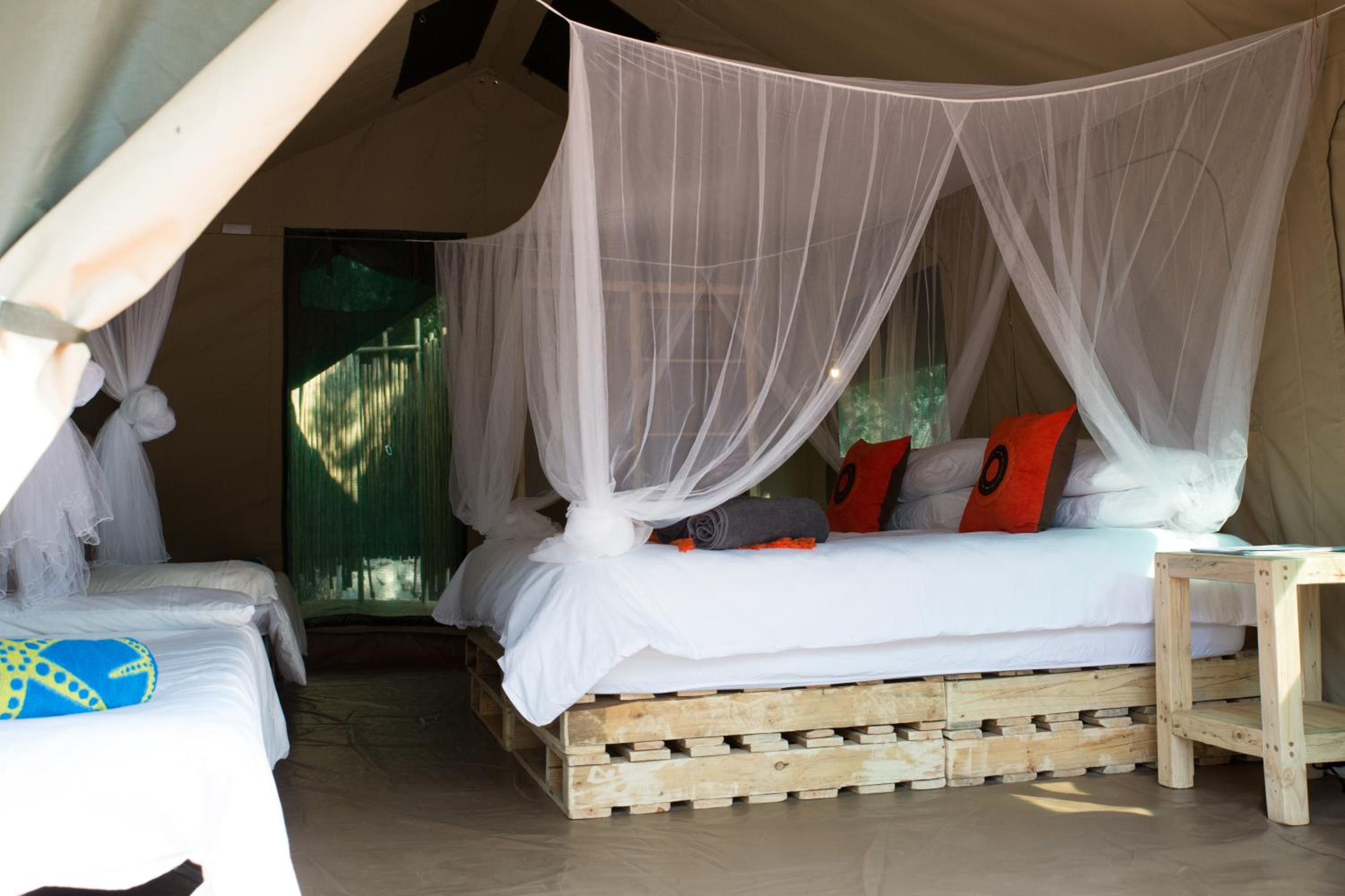 Tent - Photo 20