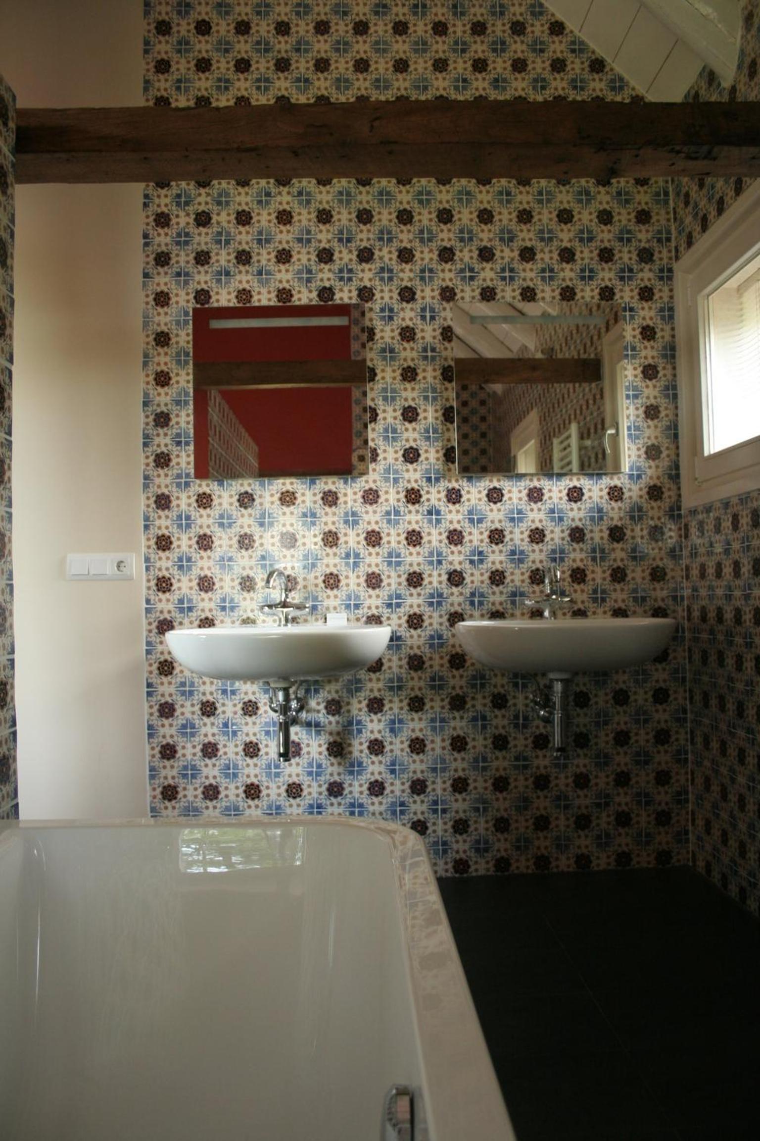Suite - Photo 4