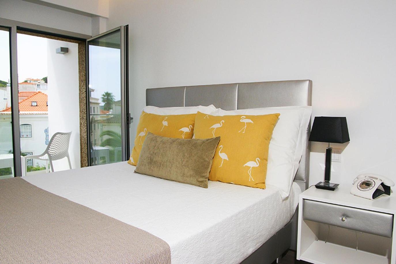 Double or Twin Room with Square View Balcony
