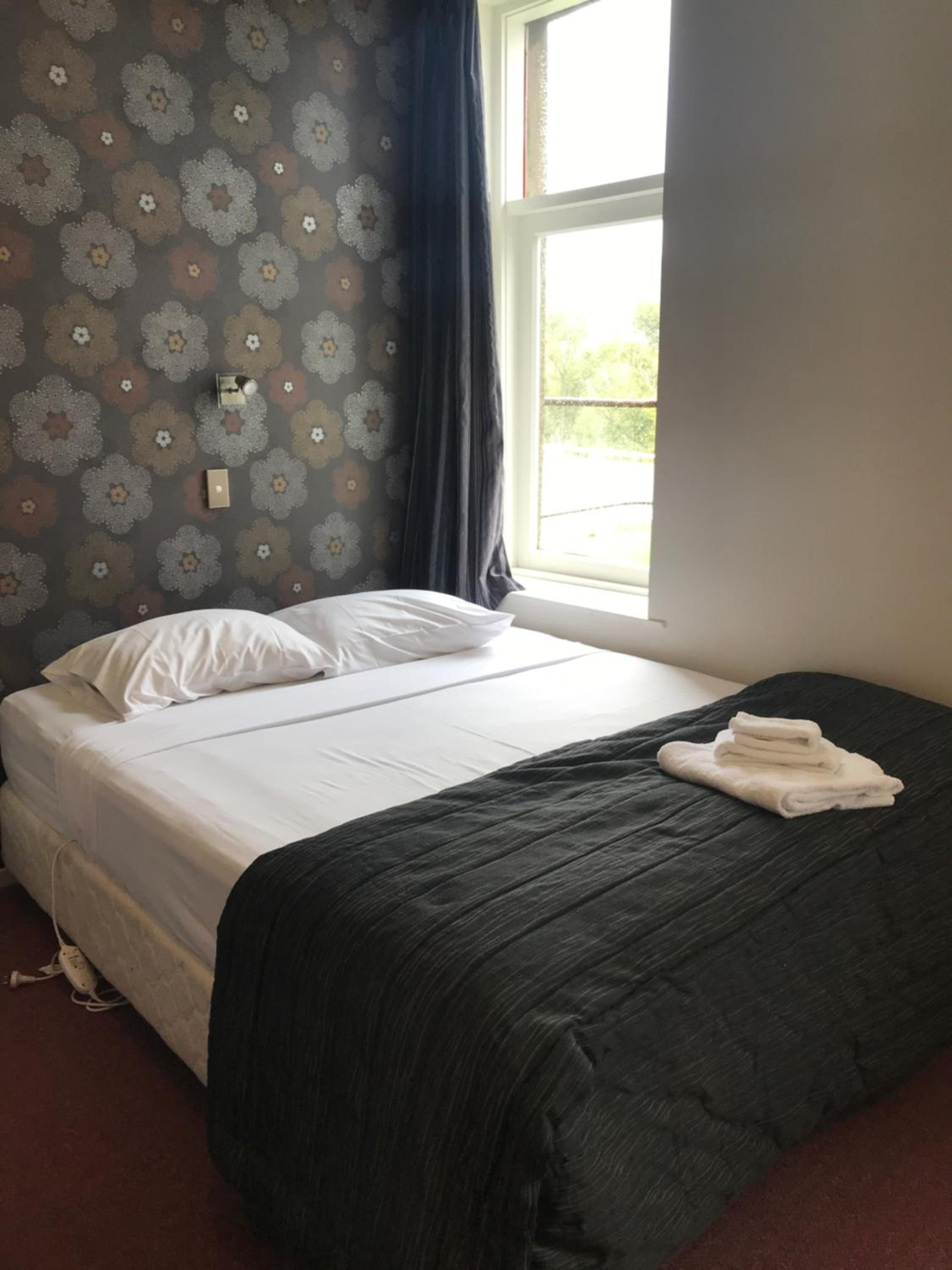 Comfort Triple Room with Shower photo 2