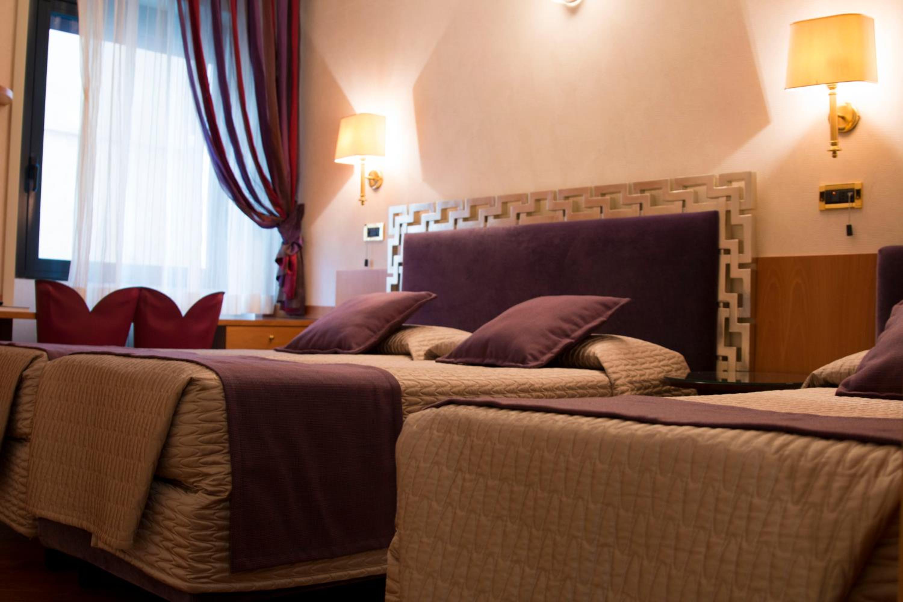 Triple Room - Photo 1