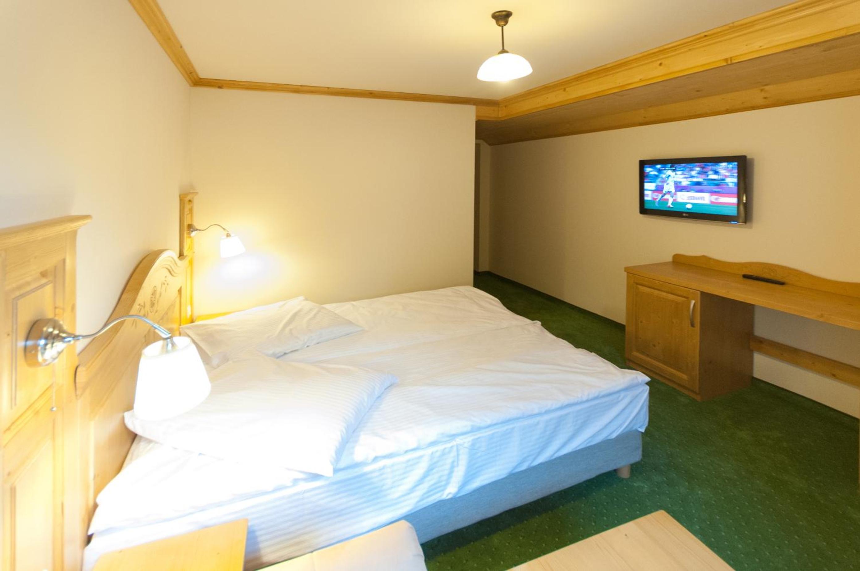 Double or Twin Room - Photo 1