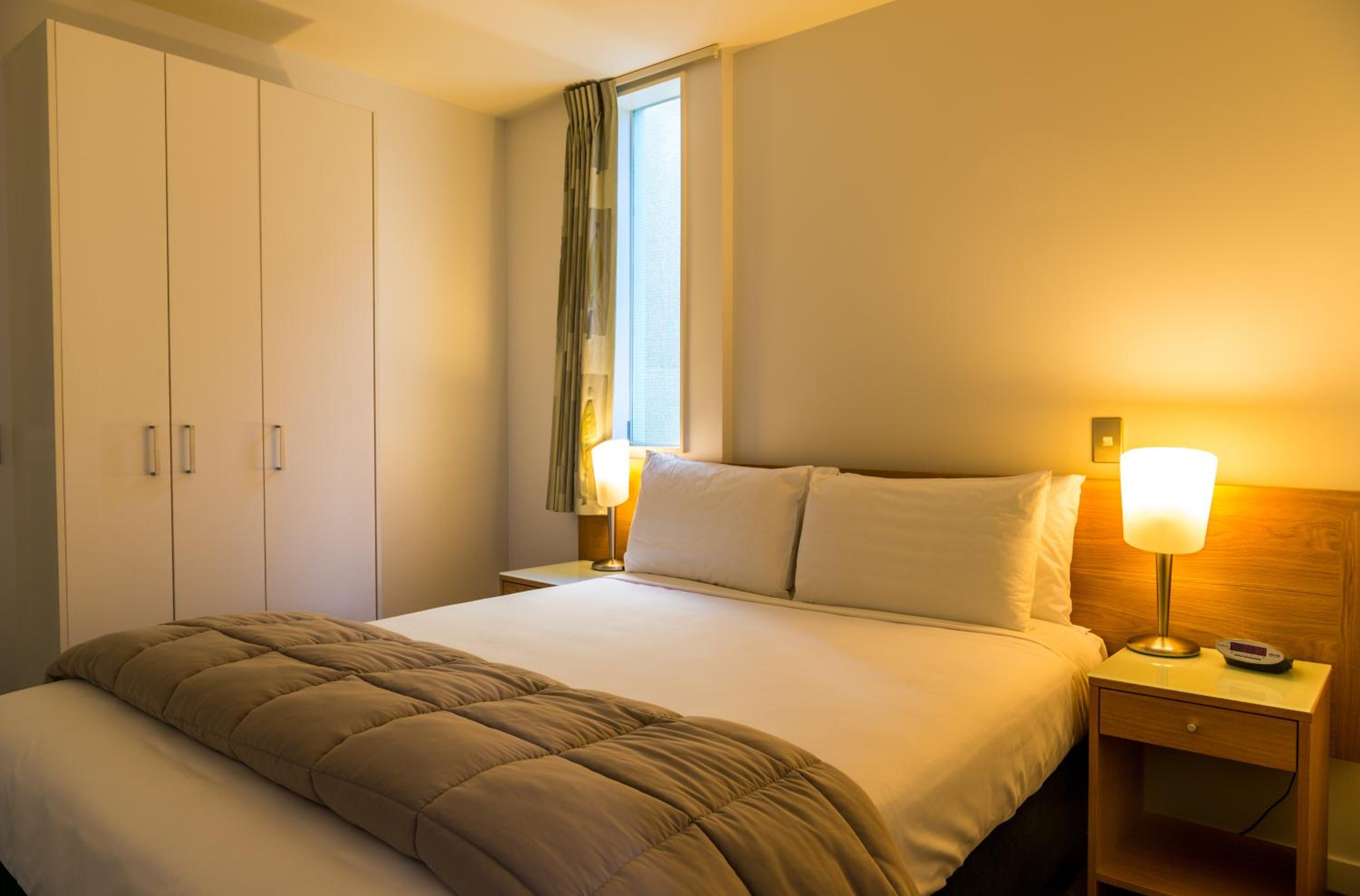 Queen One-Bedroom Apartment