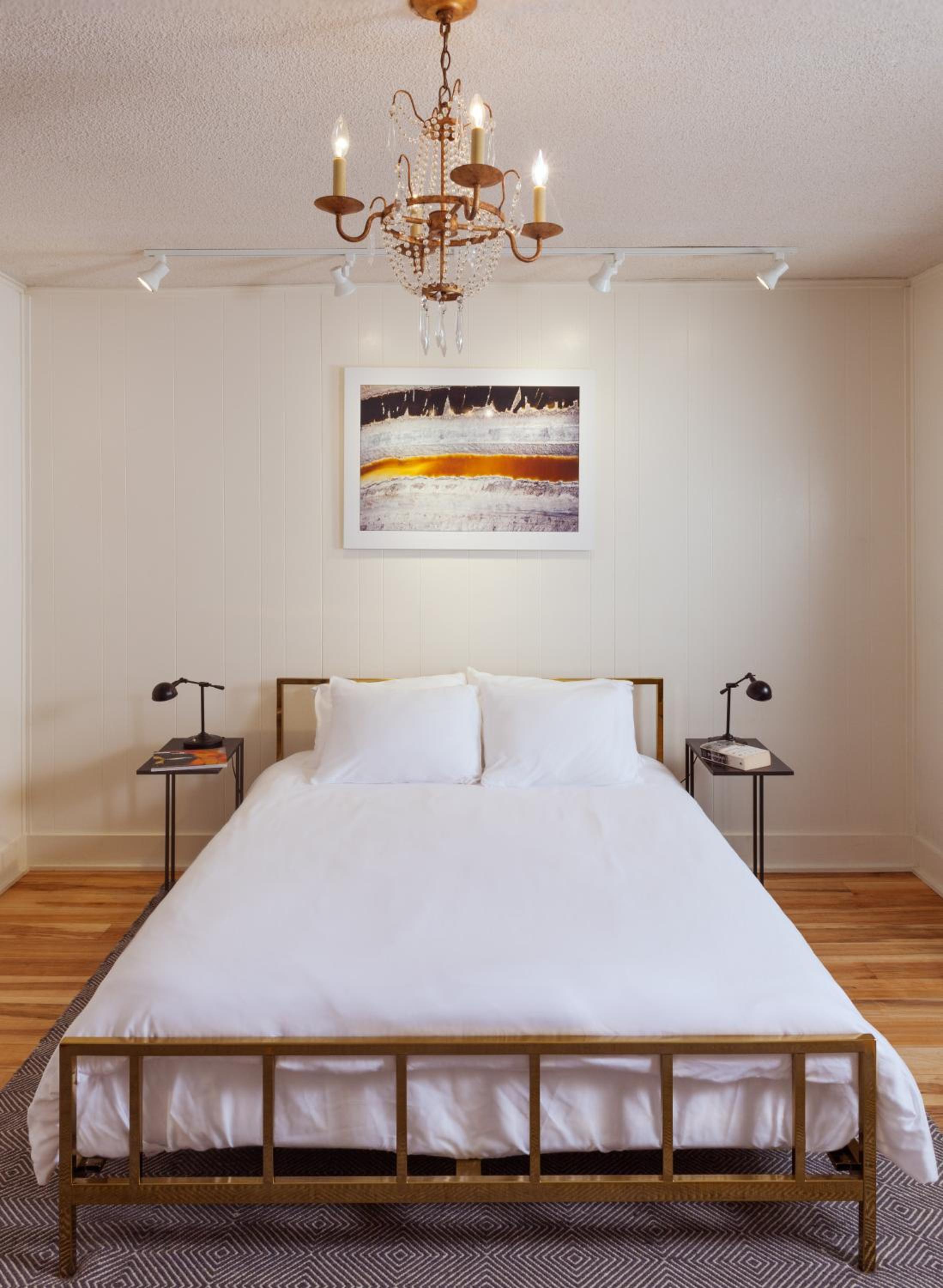 Deluxe Double Room (2 Adults + 1 Child) photo 1