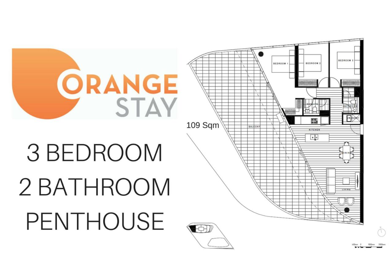 Three-Bedroom Two-Bathroom Penthouse Apartment photo 3