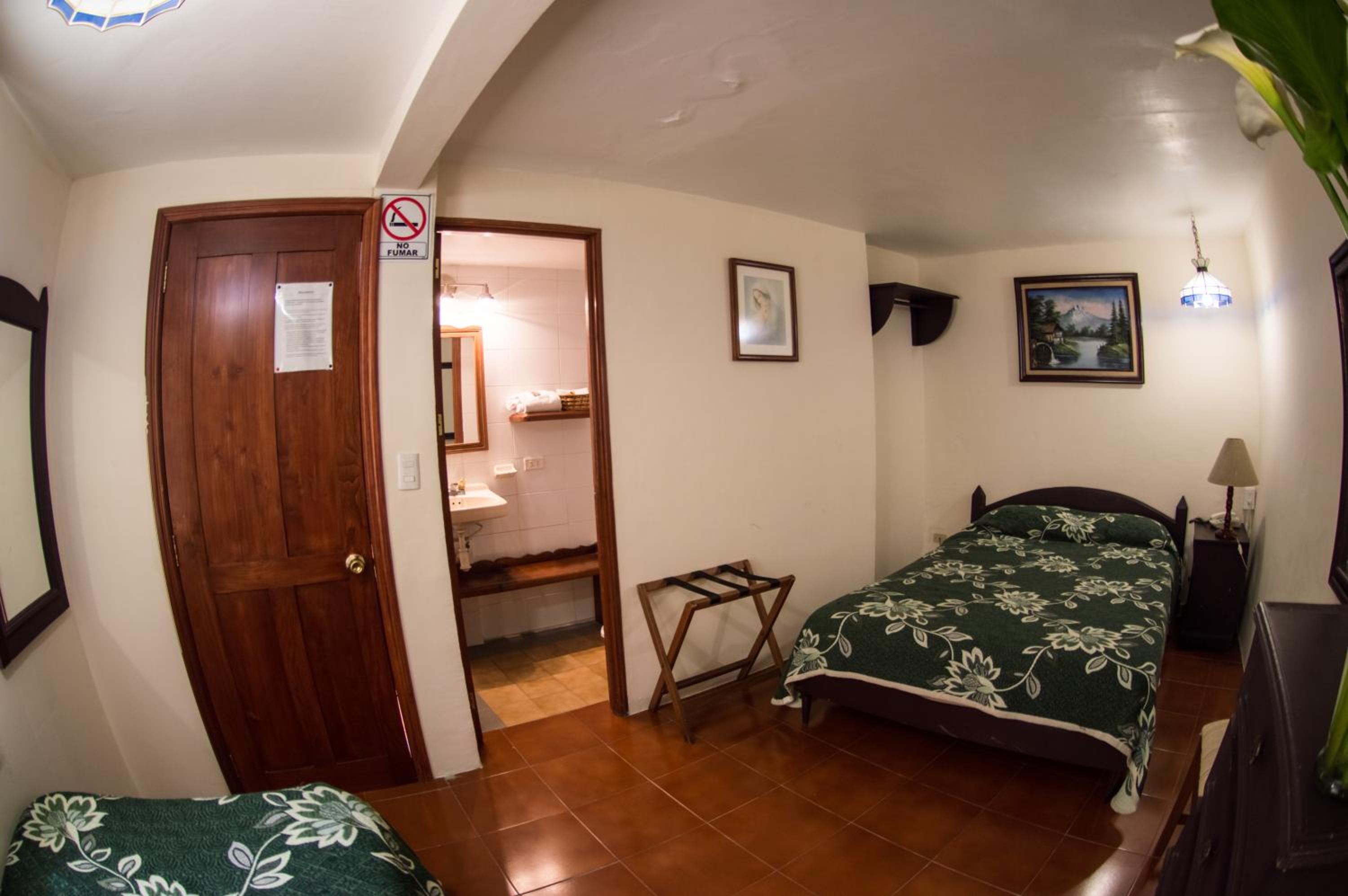 Triple Room photo 2