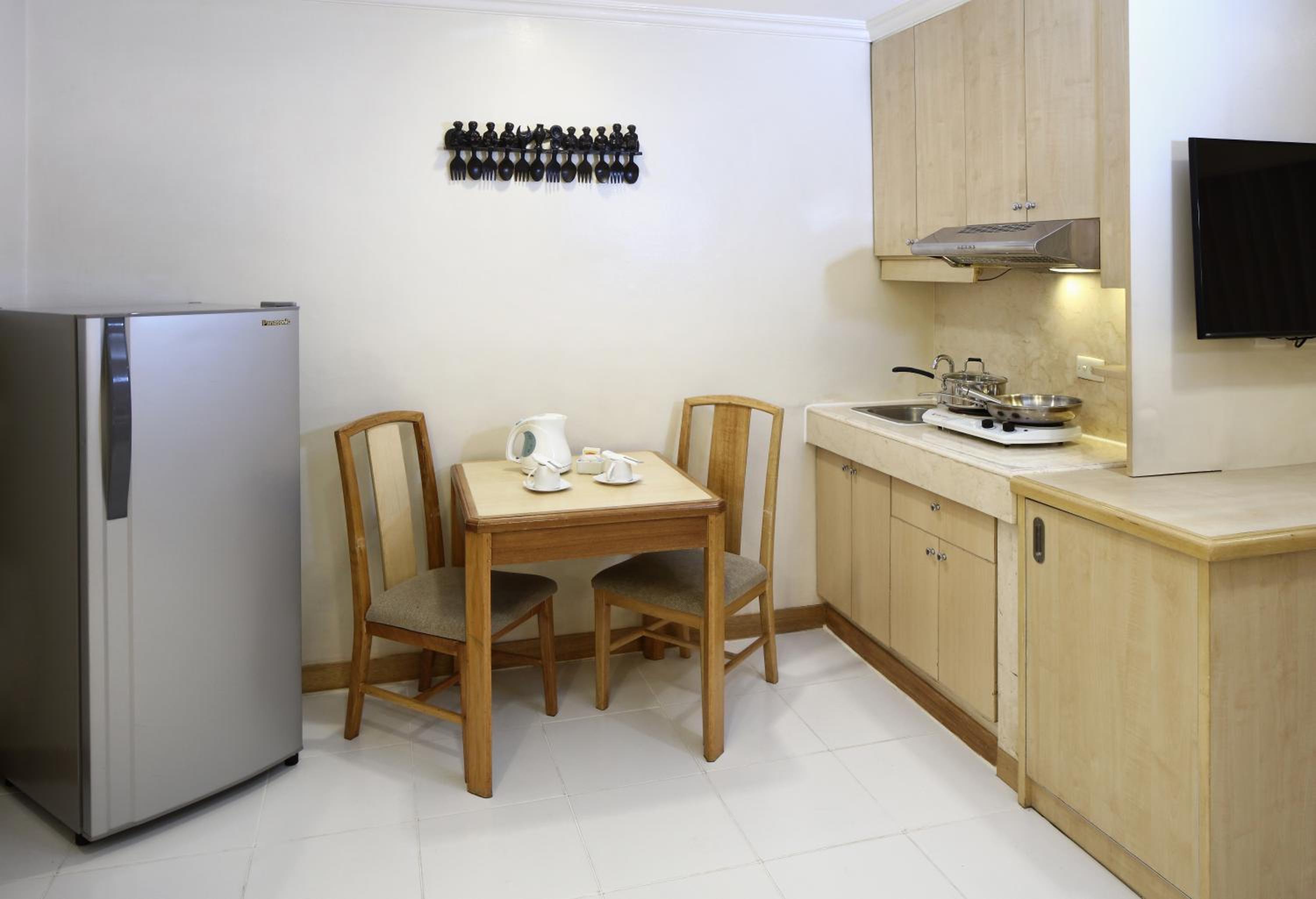 Deluxe Twin Room with Kitchenette  - Photo 3