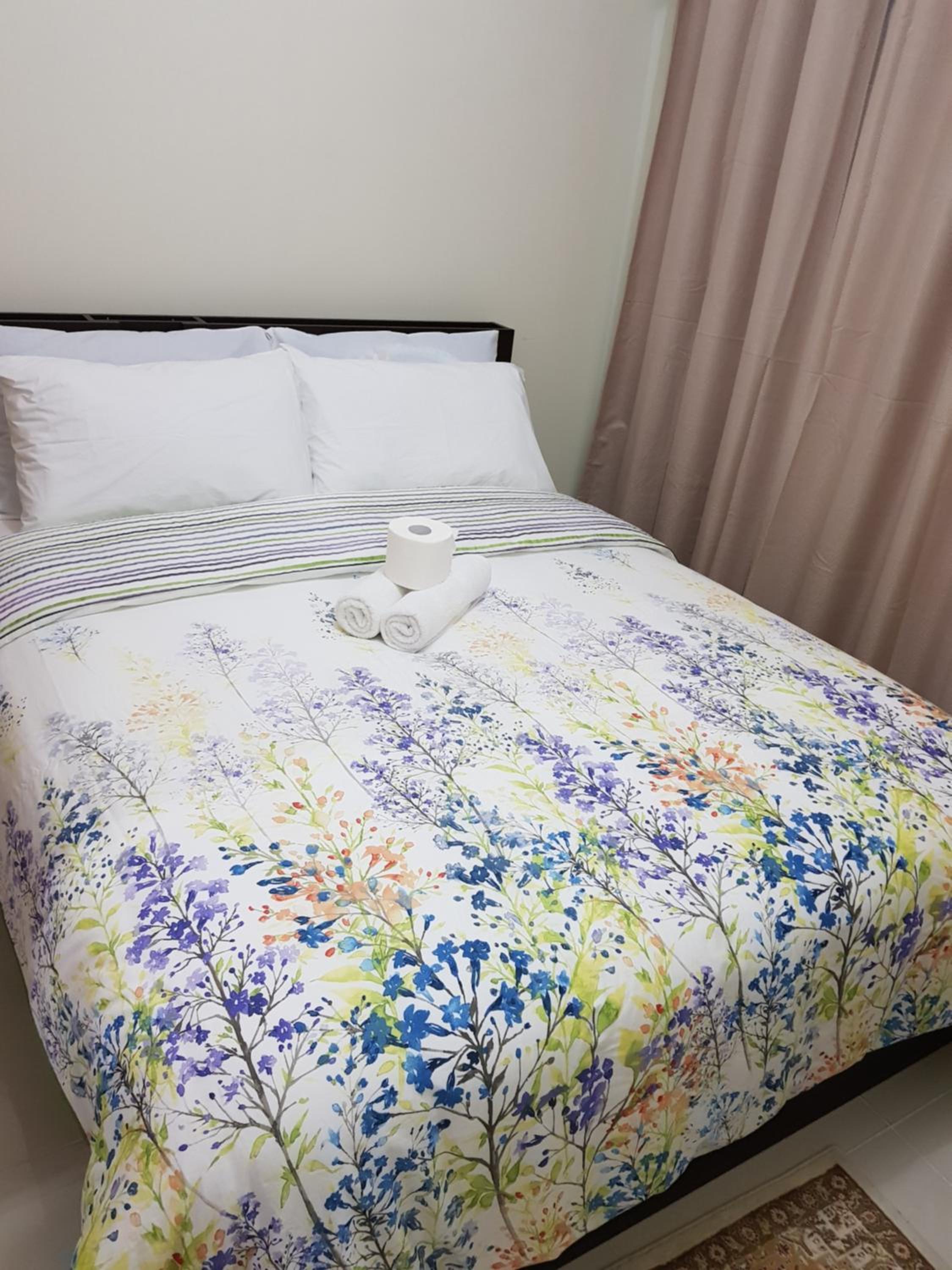 One-Bedroom Apartment - Photo 3