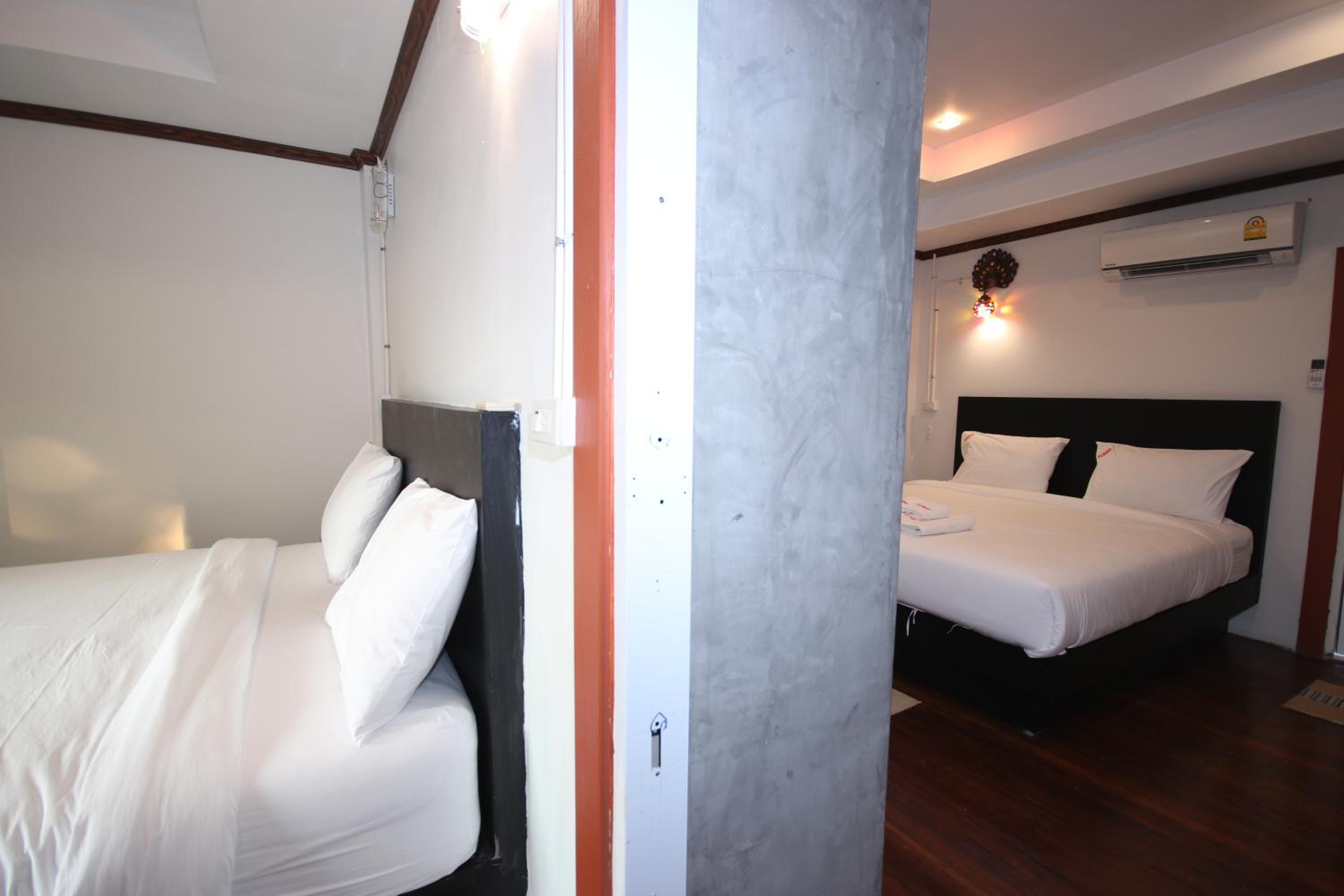 Deluxe Quadruple Room photo 2