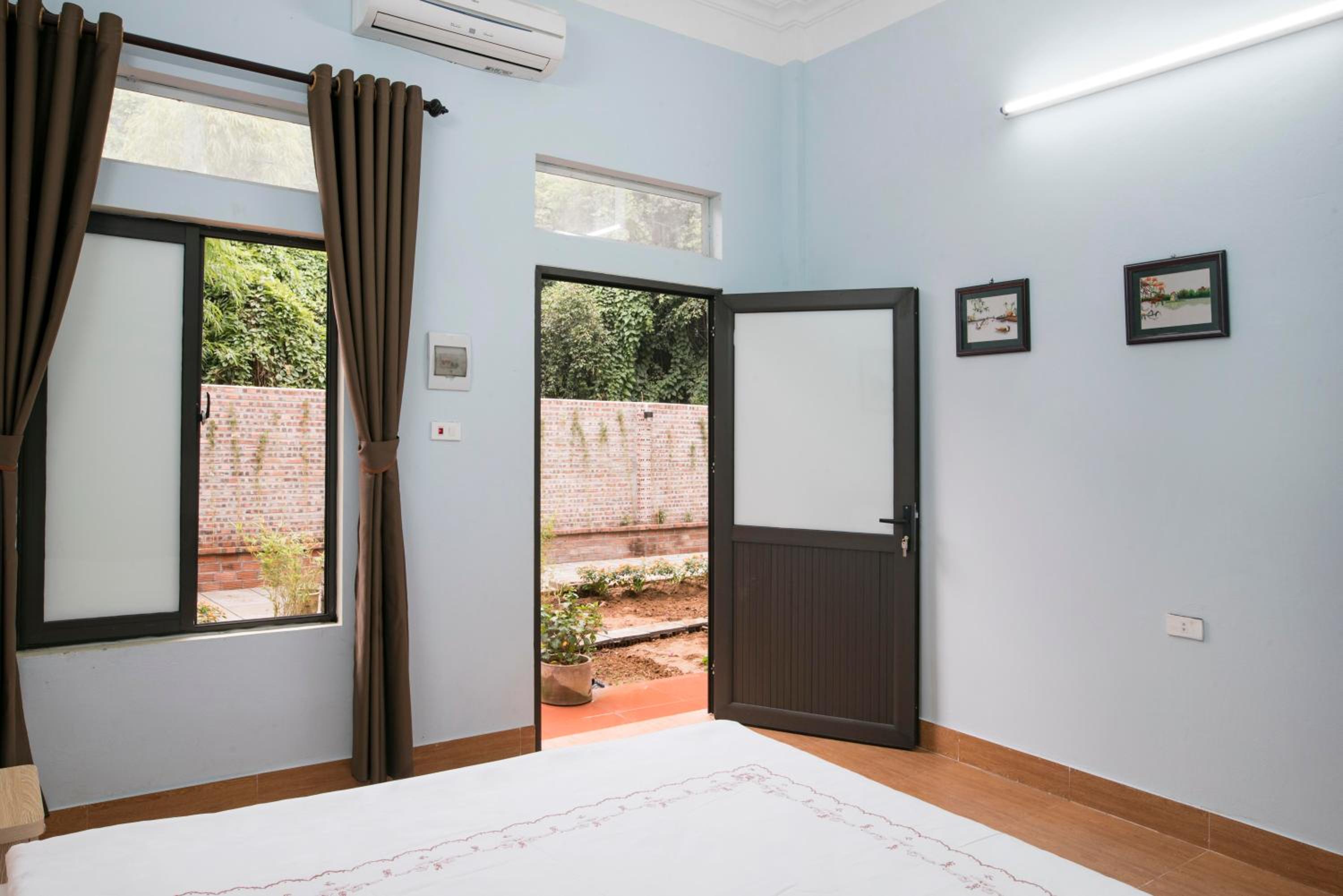 King Room with Garden View photo 3