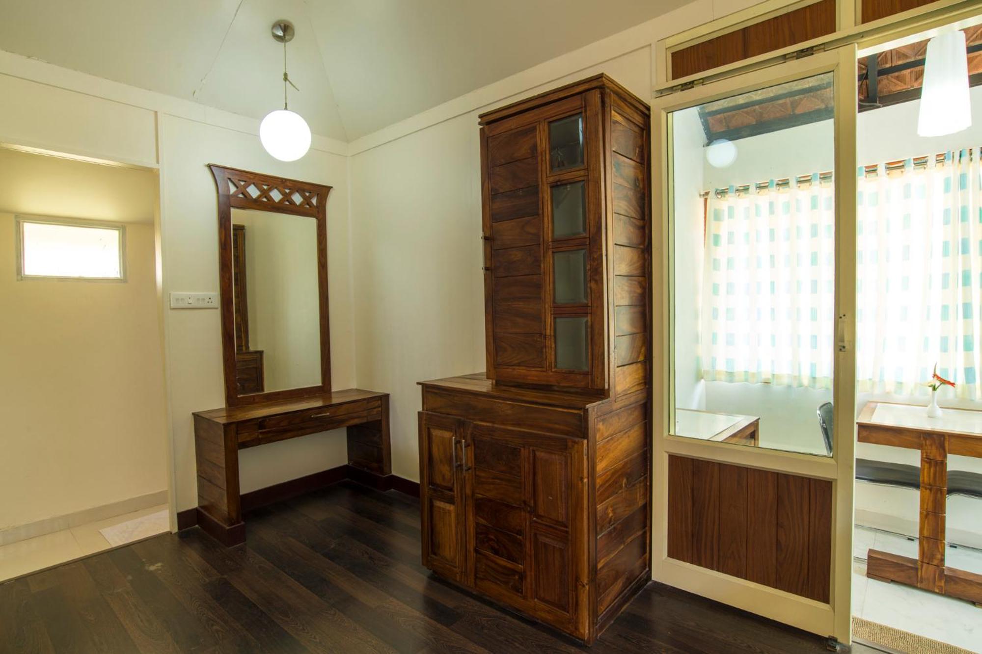Premium Double Room - Photo 10