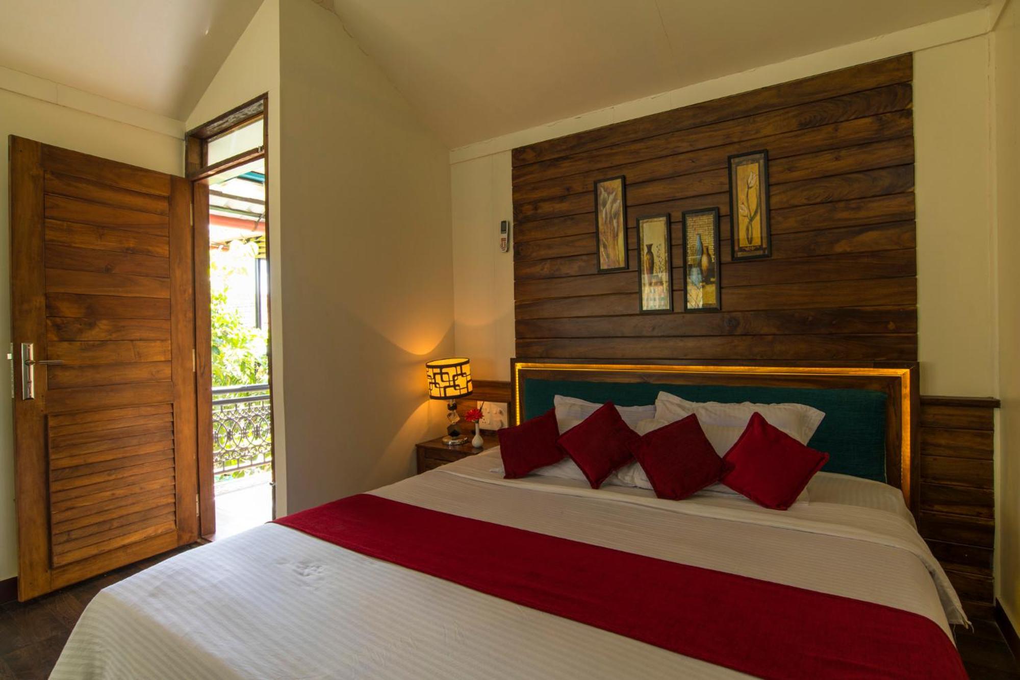 Premium Double Room - Photo 12