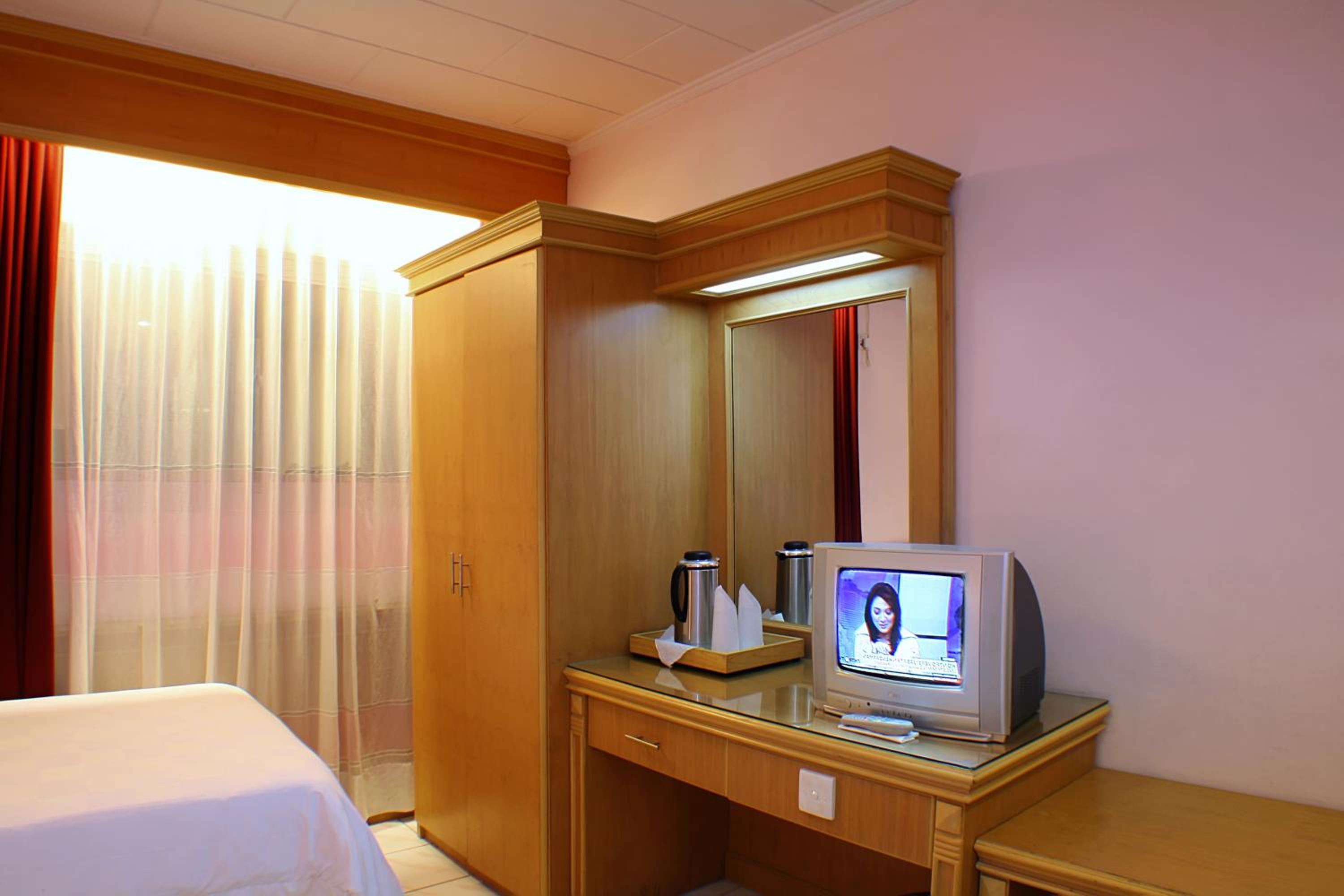 Standard Double or Twin Room photo 3