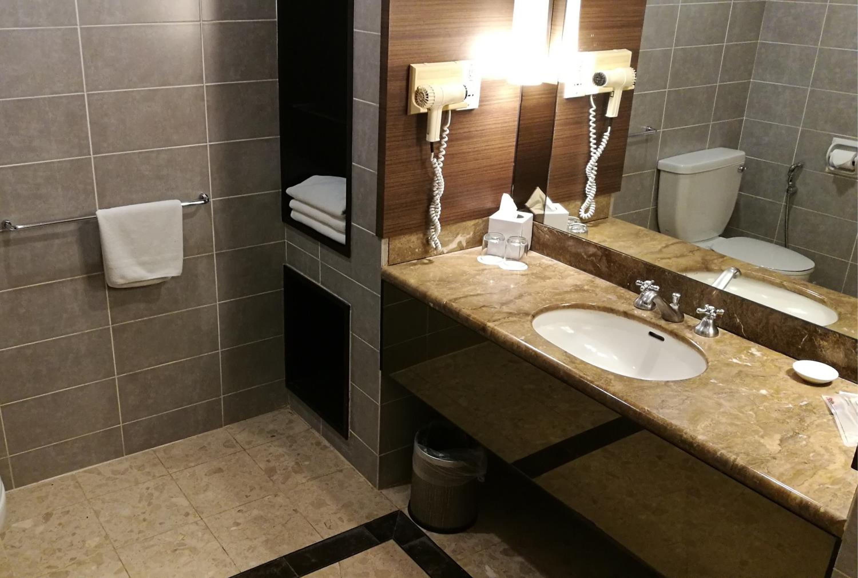 Deluxe Twin Room - Photo 1
