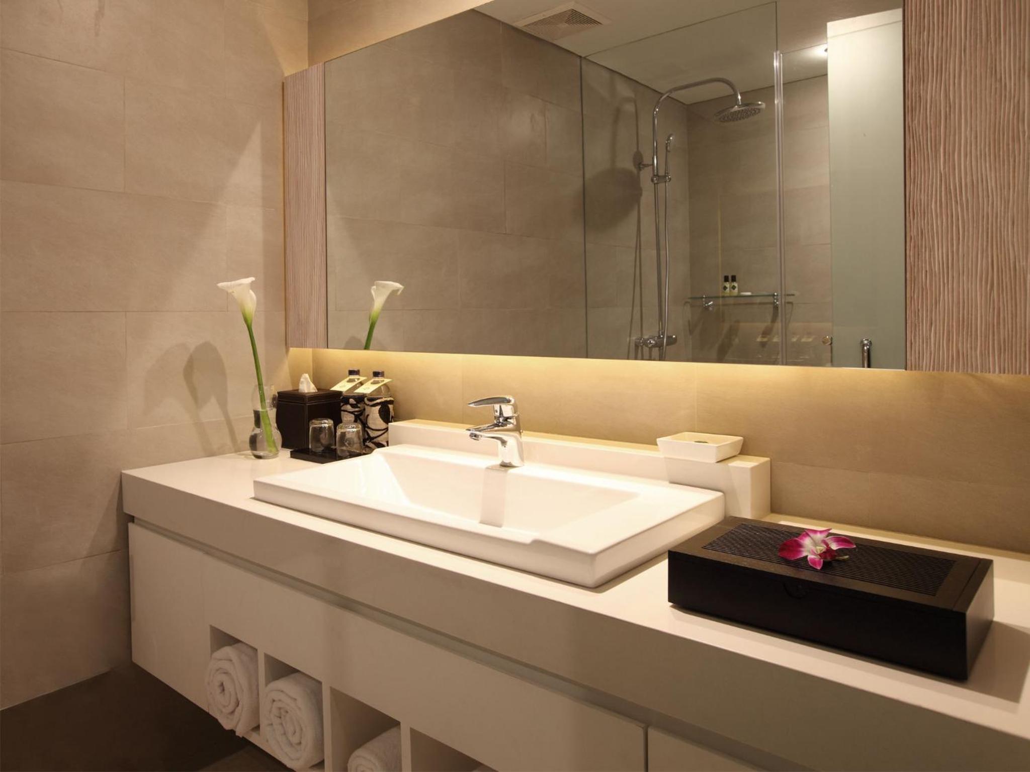 Santrian Deluxe Room - Photo 4