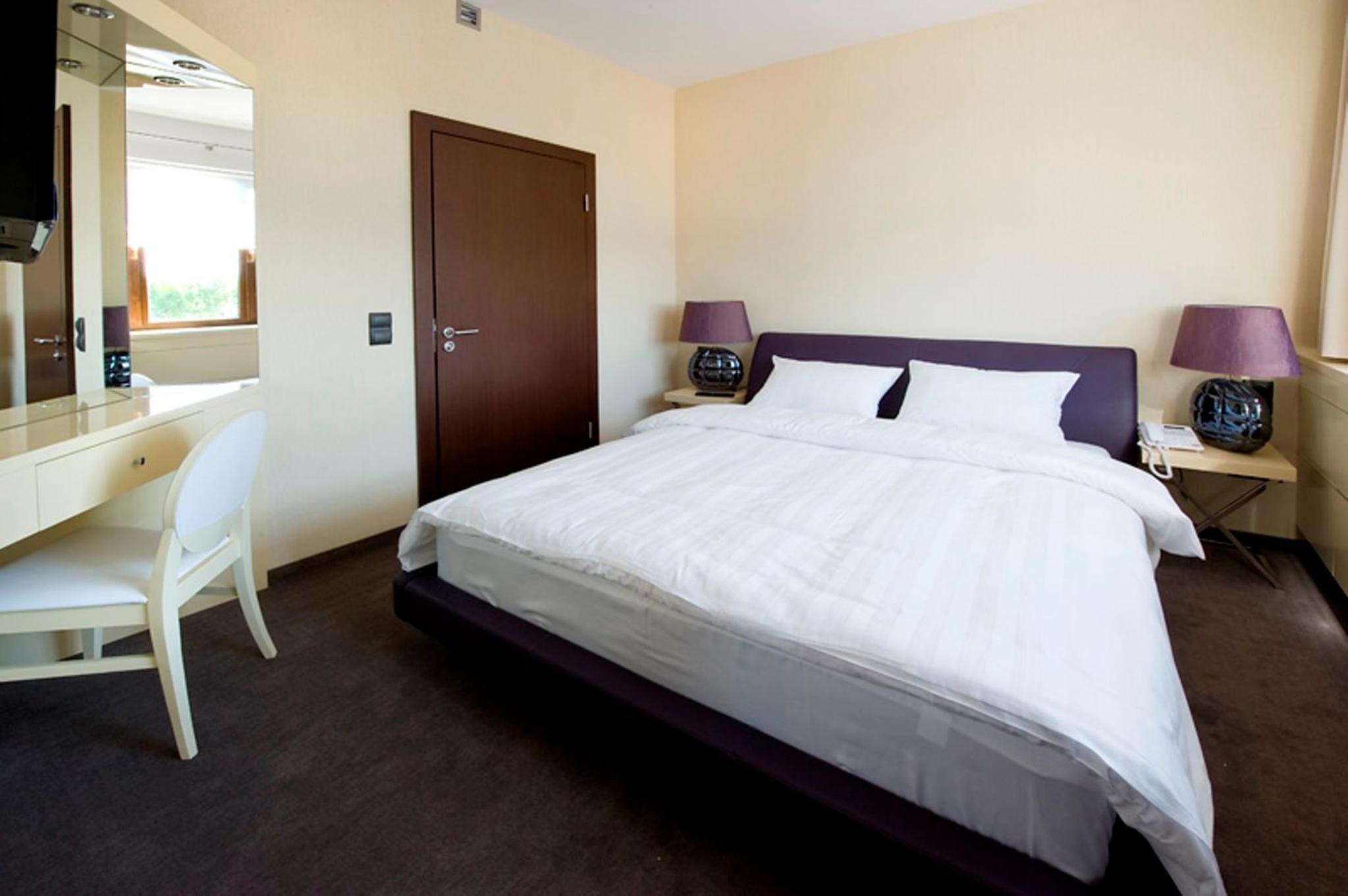 Apartment - Photo 3