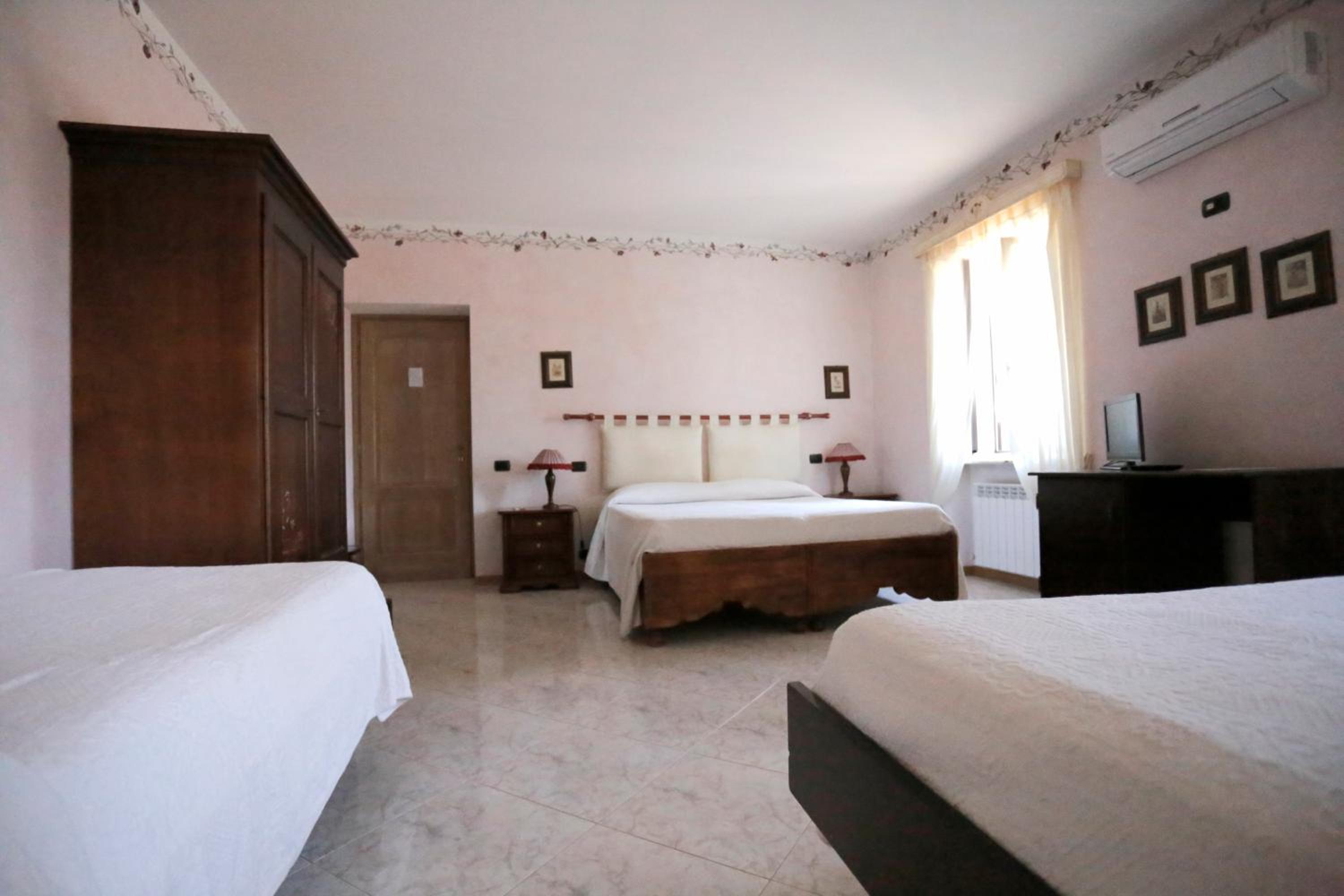 Quadruple Room photo 1