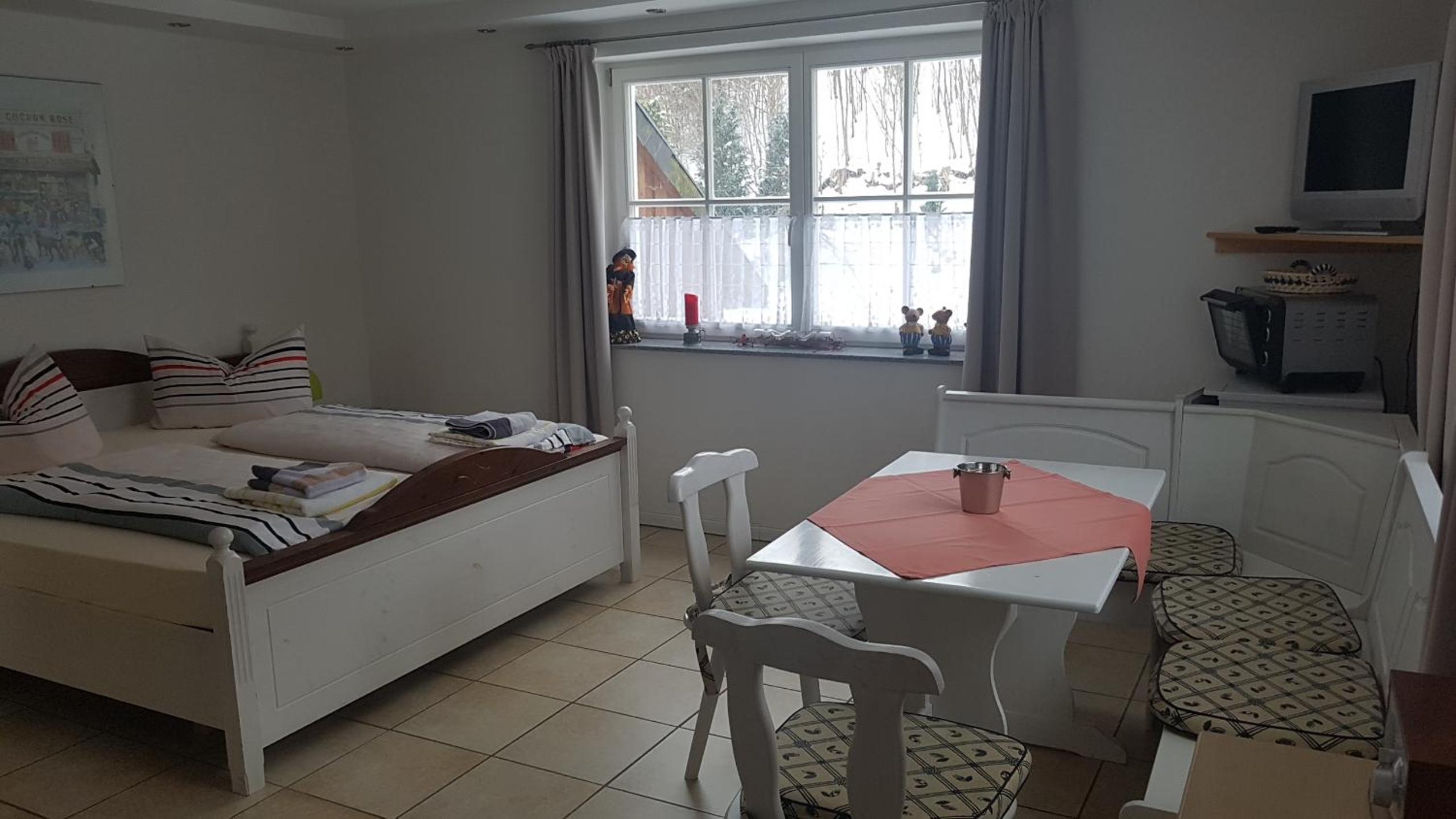 Apartment photo 2