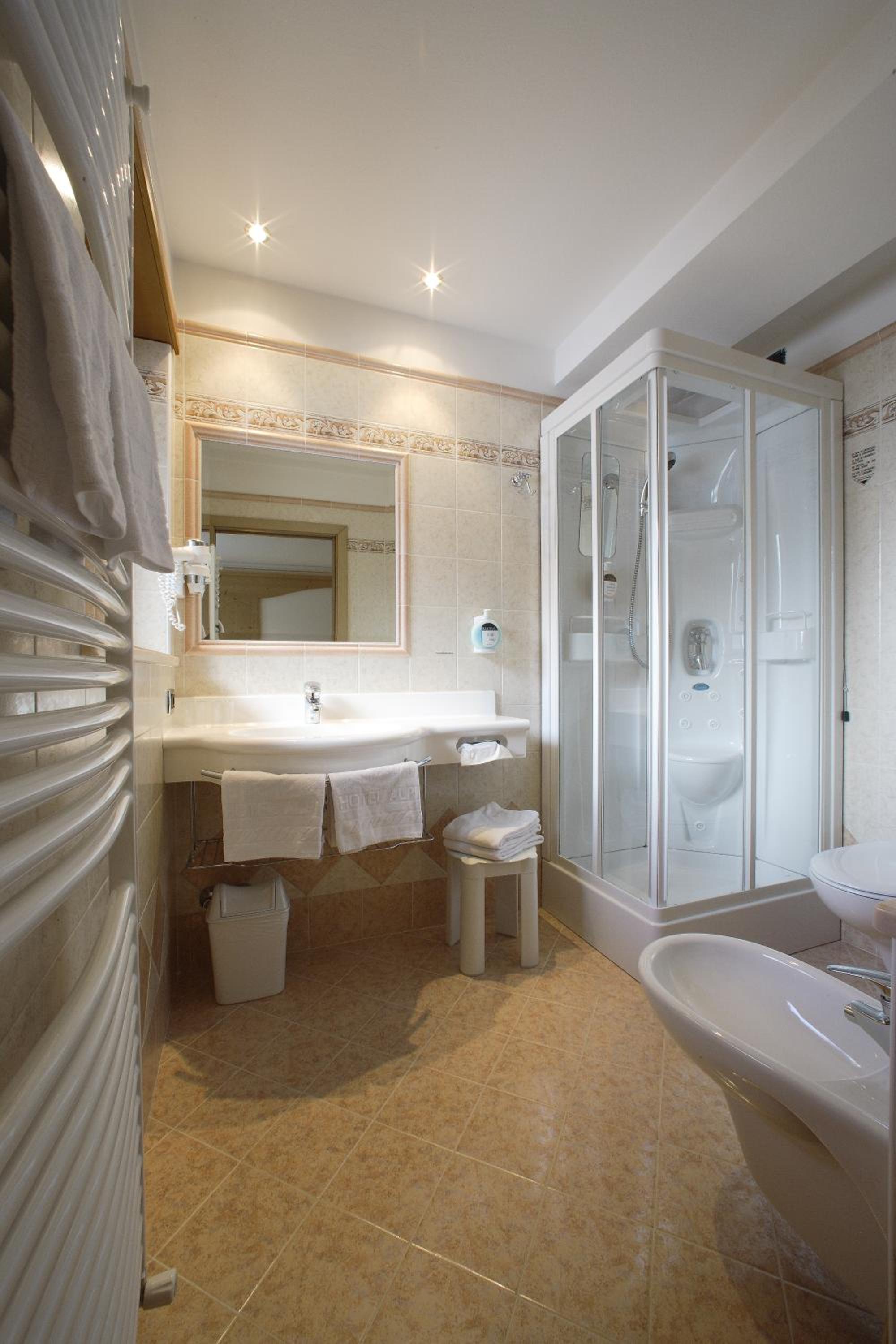 Junior Suite with Balcony photo 3