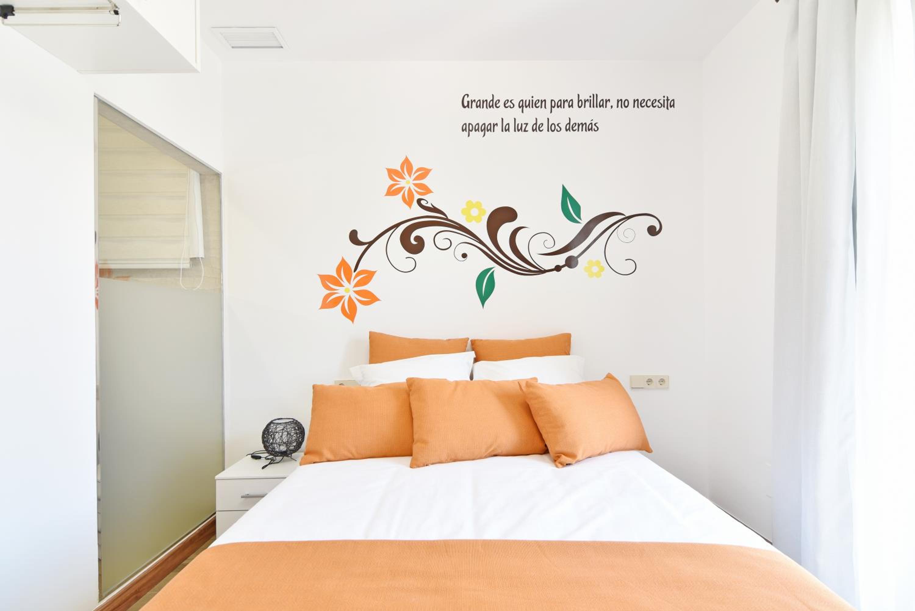 Deluxe Double Room with Balcony photo 2