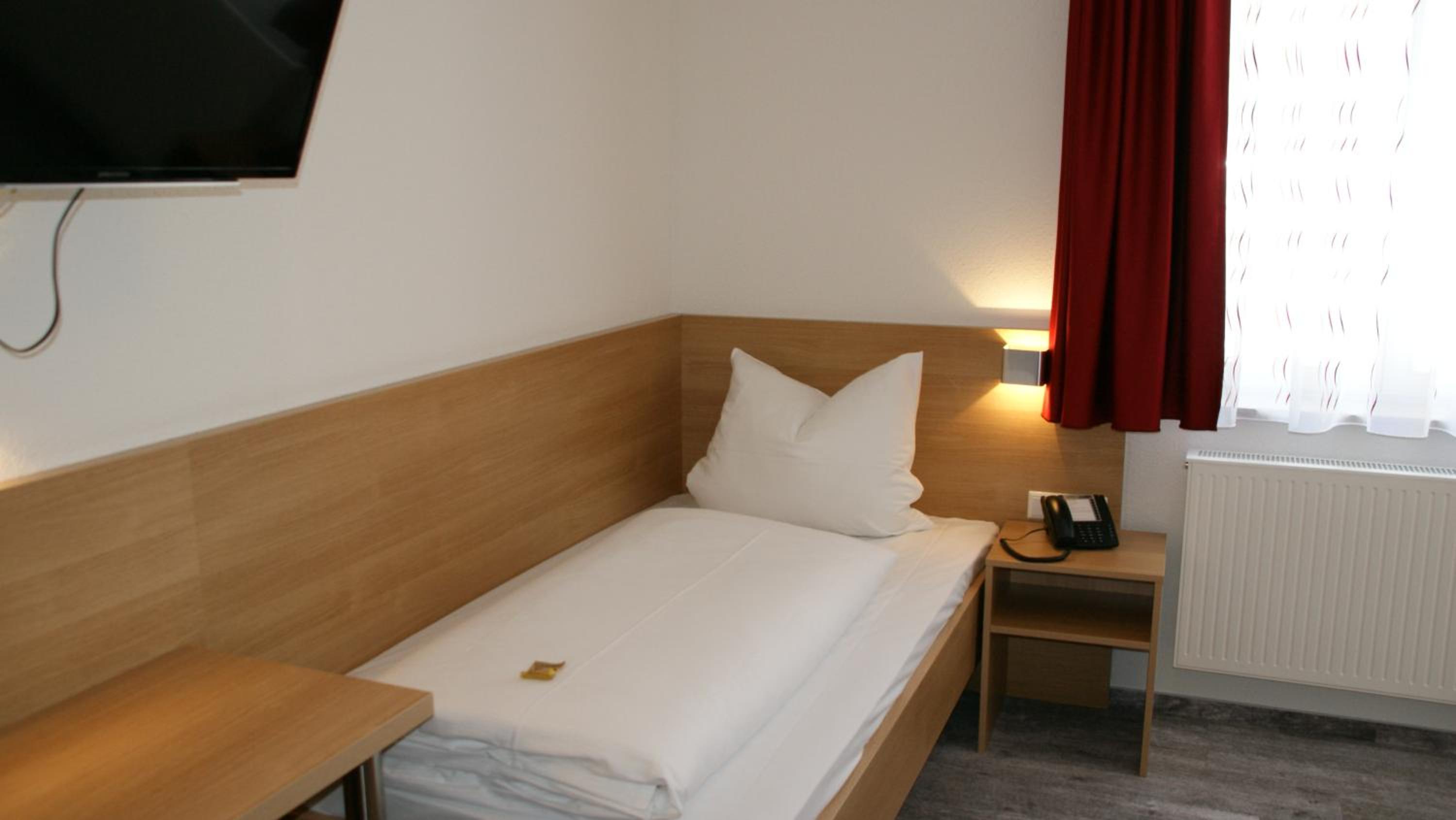 Single Room photo 1