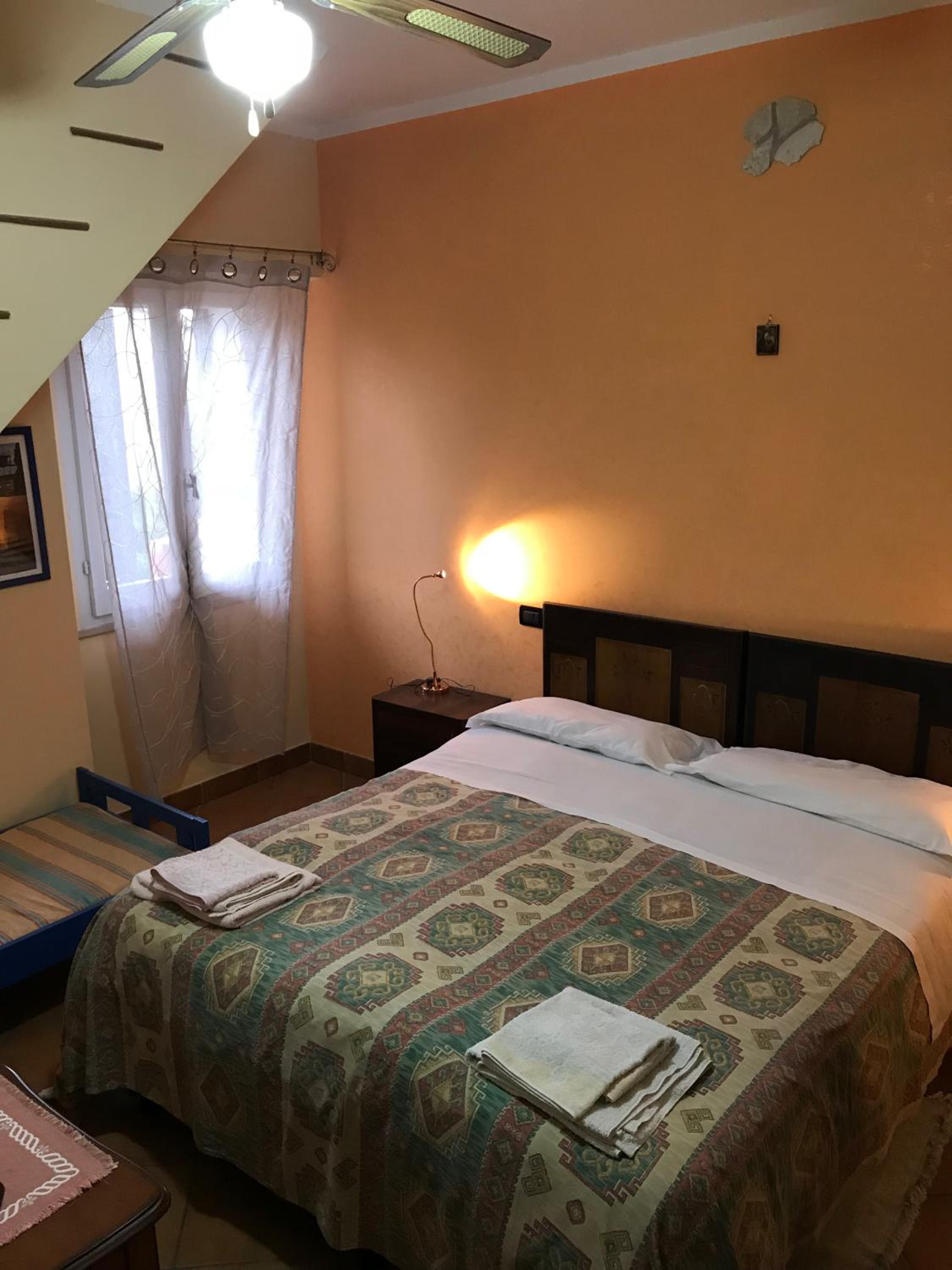 Standard Triple Room photo 2