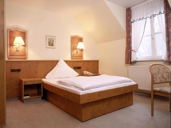 Standard Single Room with Shower photo 2